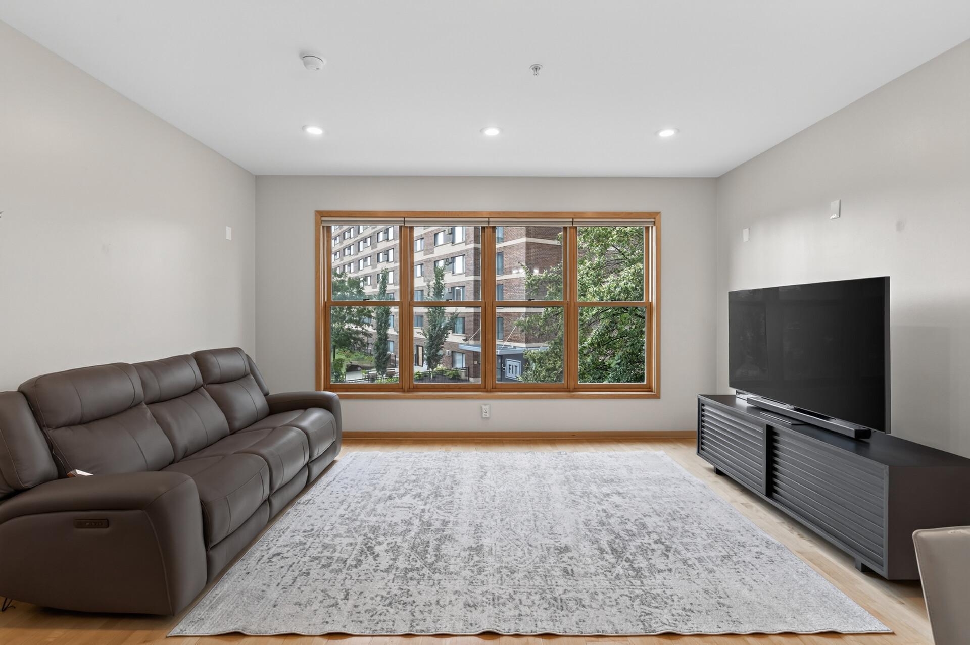 View of Residential at 530 Grant Street, Minneapolis MN 55404, Minneapolis (11 of 60) - Mike Wilen | Minnesota Team Real Estate