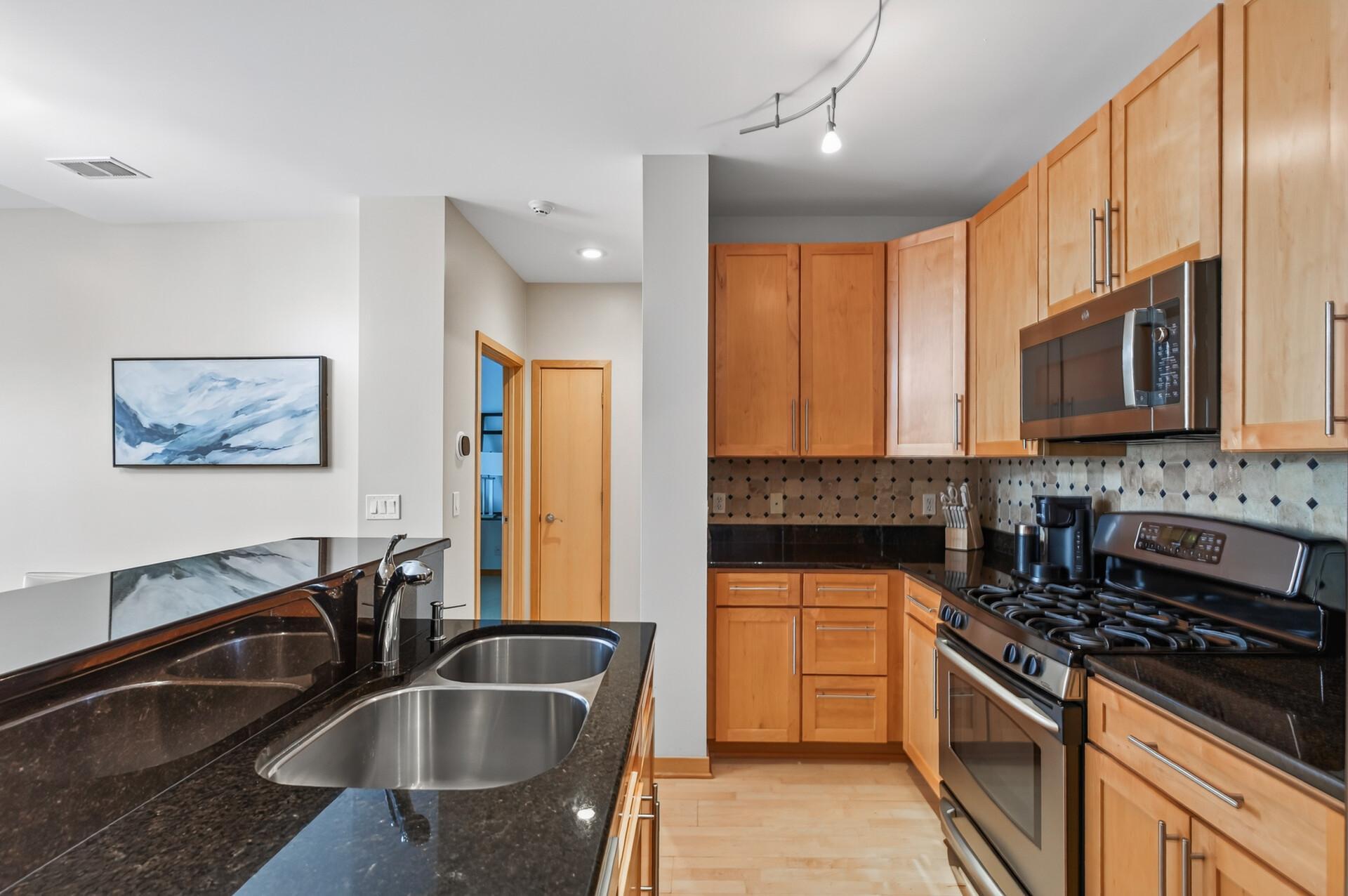 View of Residential at 530 Grant Street, Minneapolis MN 55404, Minneapolis (15 of 60) - Mike Wilen | Minnesota Team Real Estate