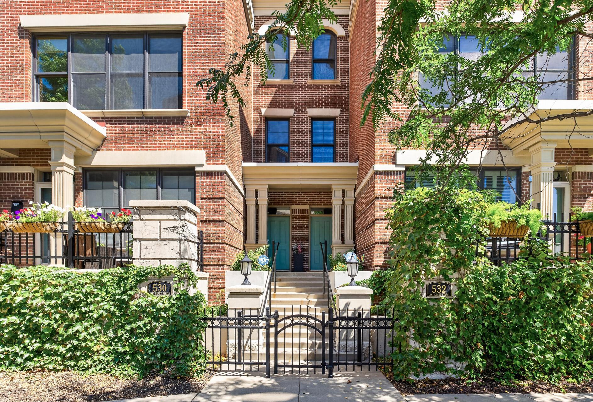 View of Residential at 530 Grant Street, Minneapolis MN 55404, Minneapolis (35 of 60) - Mike Wilen | Minnesota Team Real Estate