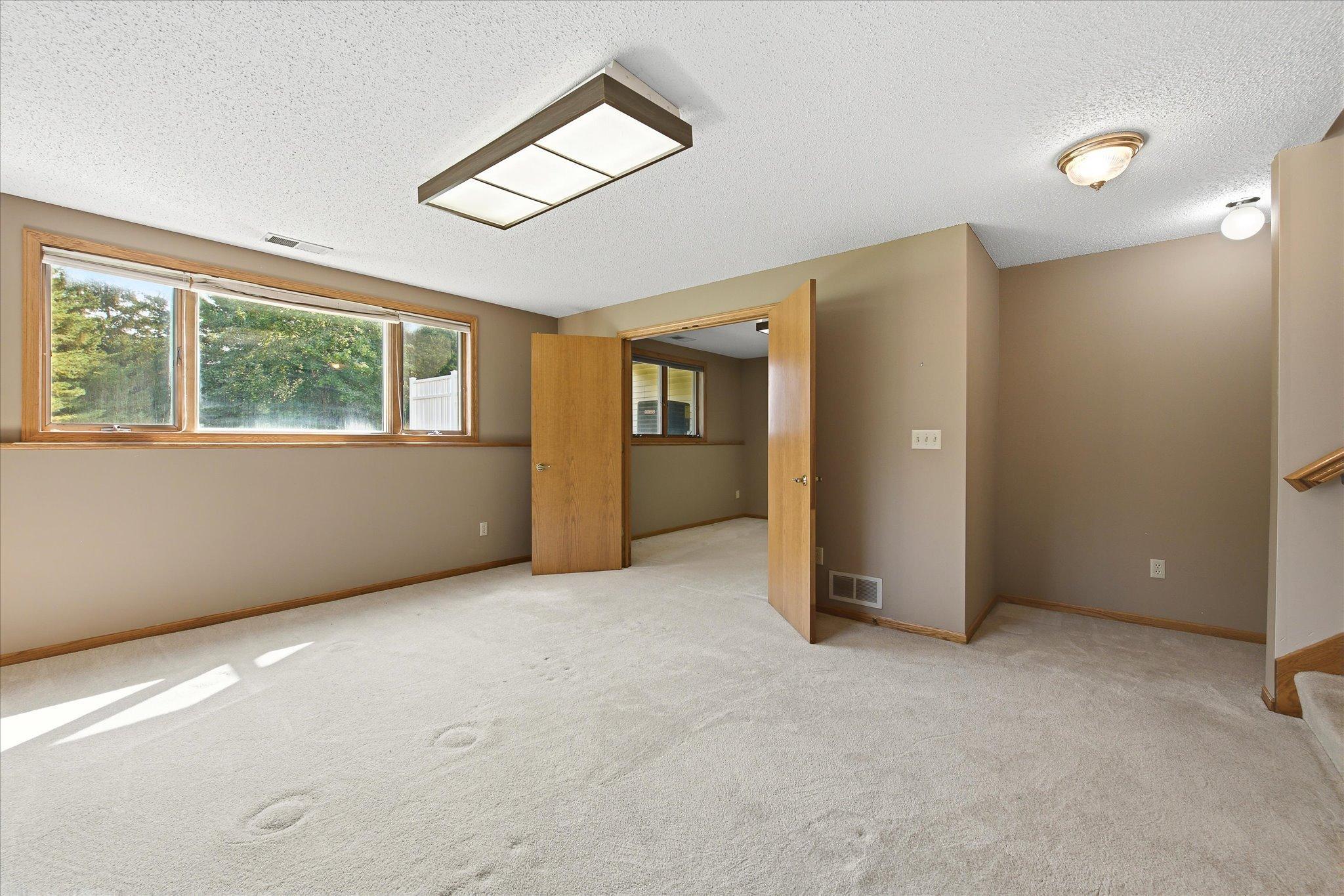 View of Residential at 5758 Heather Ridge Drive, Shoreview MN 55126, Shoreview (24 of 40) - Mike Wilen | Minnesota Team Real Estate