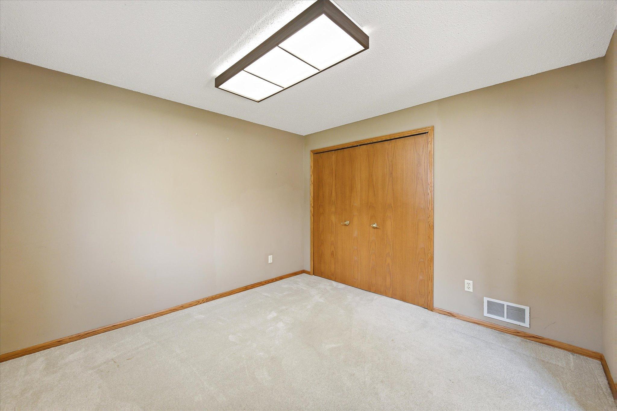 View of Residential at 5758 Heather Ridge Drive, Shoreview MN 55126, Shoreview (26 of 40) - Mike Wilen | Minnesota Team Real Estate
