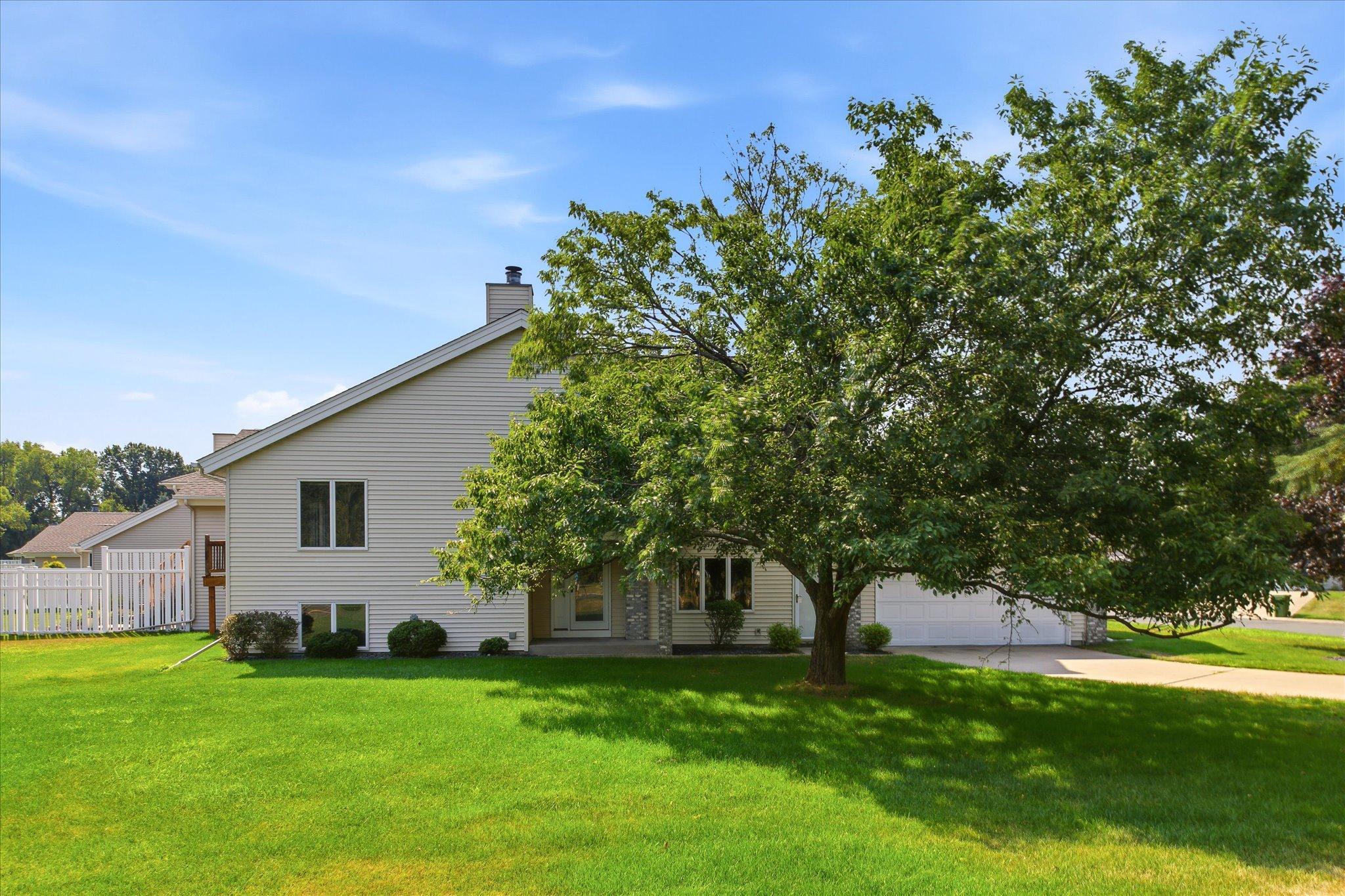 View of Residential at 5758 Heather Ridge Drive, Shoreview MN 55126, Shoreview (35 of 40) - Mike Wilen | Minnesota Team Real Estate