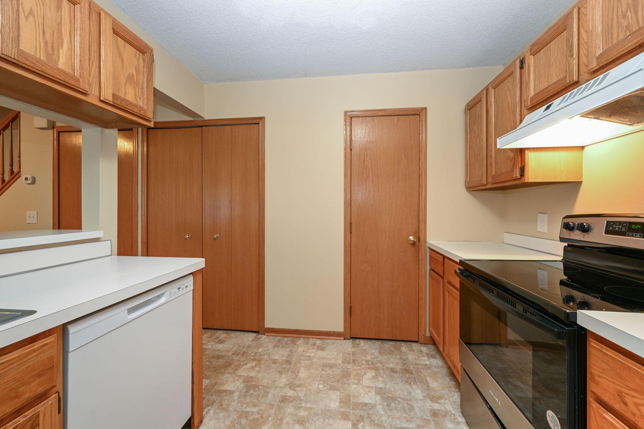 View of Residential at 1883 121st Lane #911, Coon Rapids MN 55448, Coon Rapids (8 of 21) - Mike Wilen | Minnesota Team Real Estate