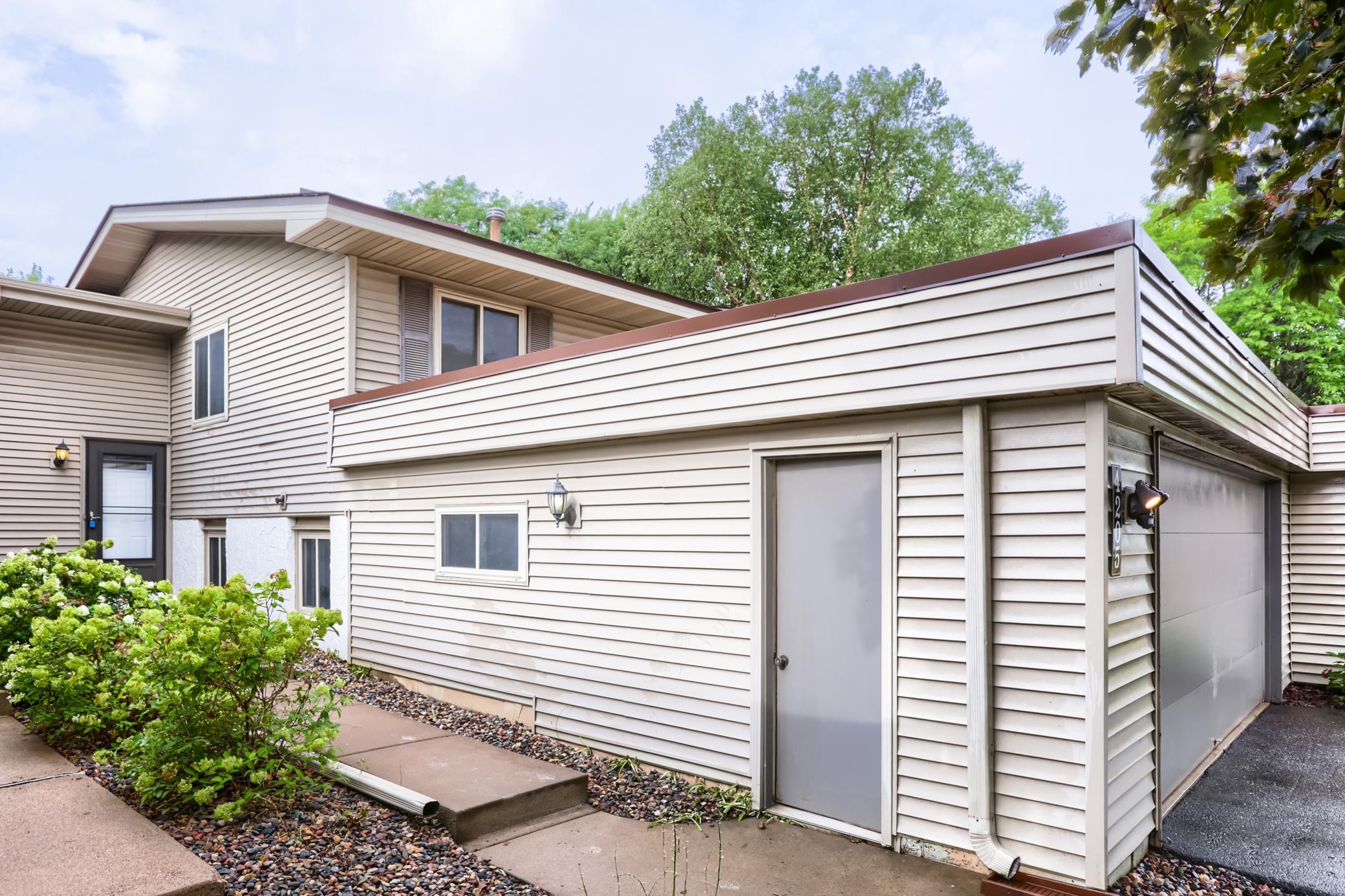 View of Residential at 4205 Shirlee Lane, Shoreview MN 55126, Shoreview (16 of 17) - Mike Wilen | Minnesota Team Real Estate