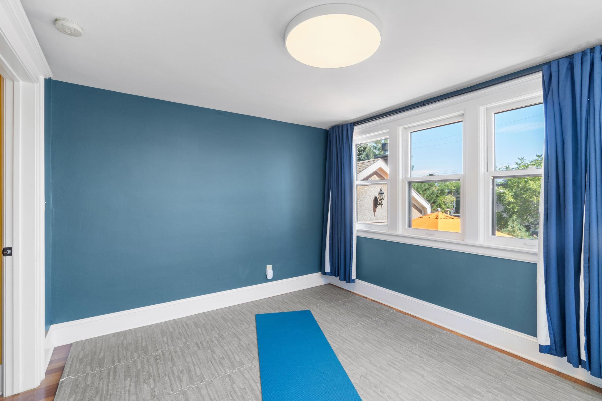 View of Residential at 2633 Humboldt Avenue #201, Minneapolis MN 55408, Minneapolis (23 of 54) - Mike Wilen | Minnesota Team Real Estate