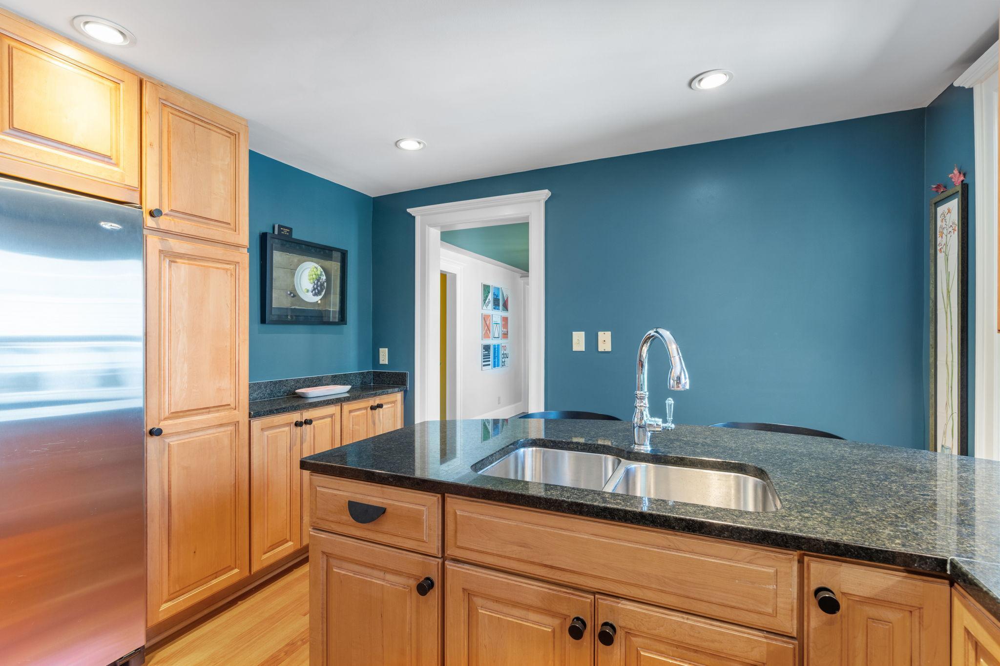 View of Residential at 2633 Humboldt Avenue #201, Minneapolis MN 55408, Minneapolis (15 of 54) - Mike Wilen | Minnesota Team Real Estate