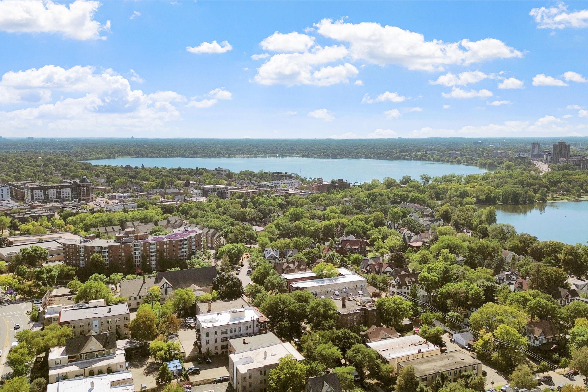 View of Residential at 2633 Humboldt Avenue #201, Minneapolis MN 55408, Minneapolis (47 of 54) - Mike Wilen | Minnesota Team Real Estate