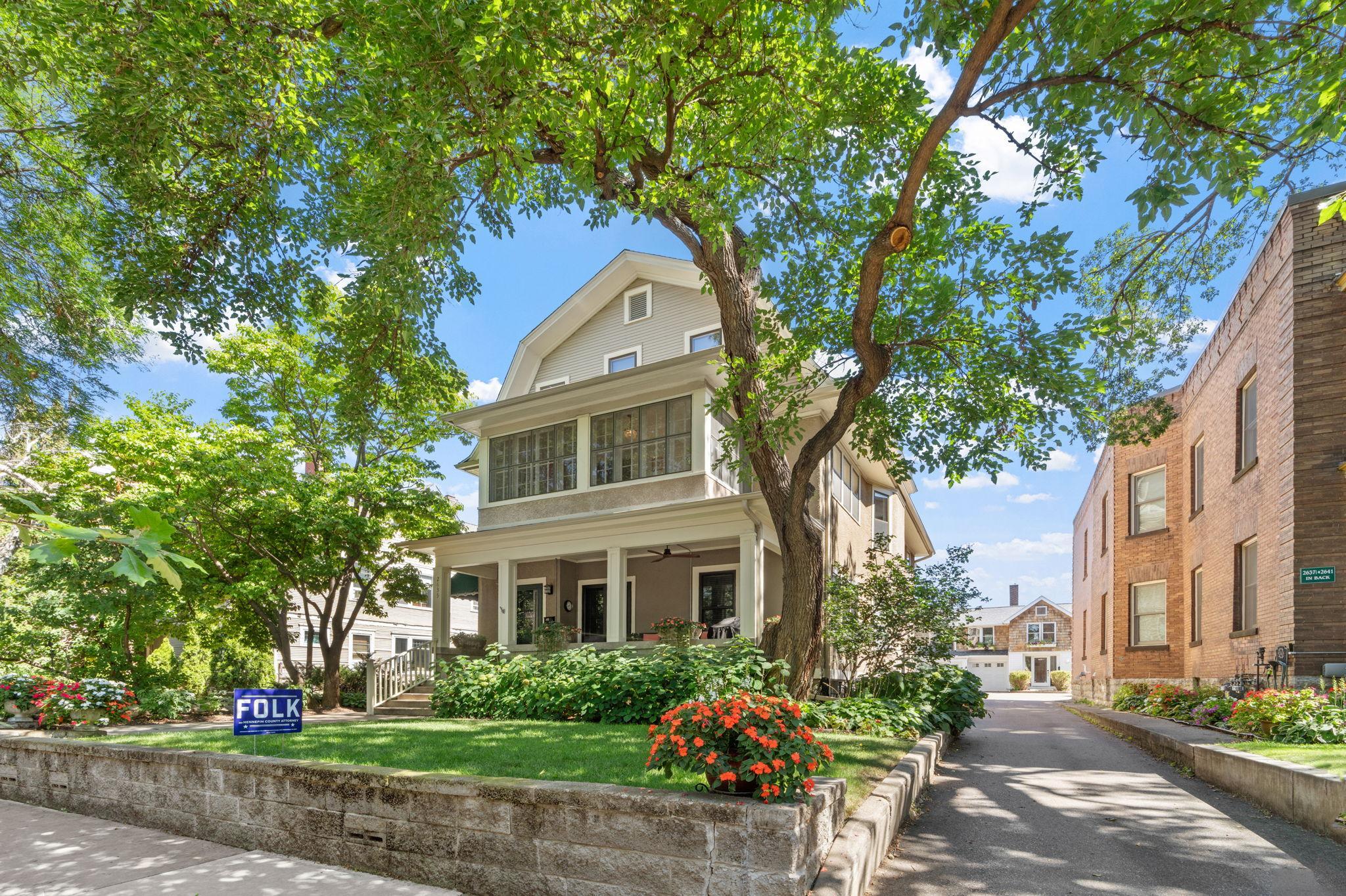 View of Residential at 2633 Humboldt Avenue #201, Minneapolis MN 55408, Minneapolis (35 of 54) - Mike Wilen | Minnesota Team Real Estate