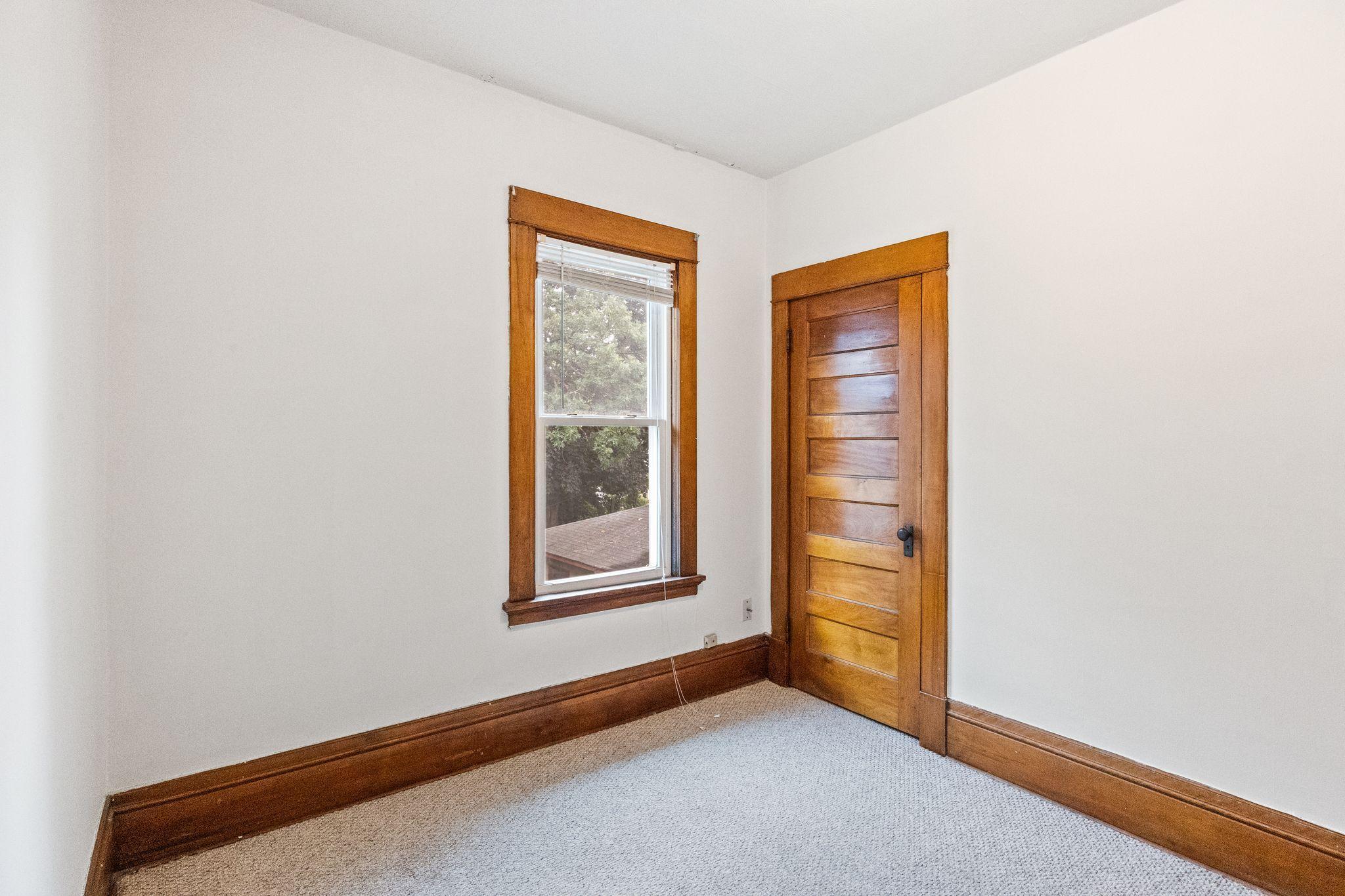 View of Residential Income at 1075 Burr Street, Saint Paul MN 55130, Saint Paul (11 of 13) - Mike Wilen | Minnesota Team Real Estate