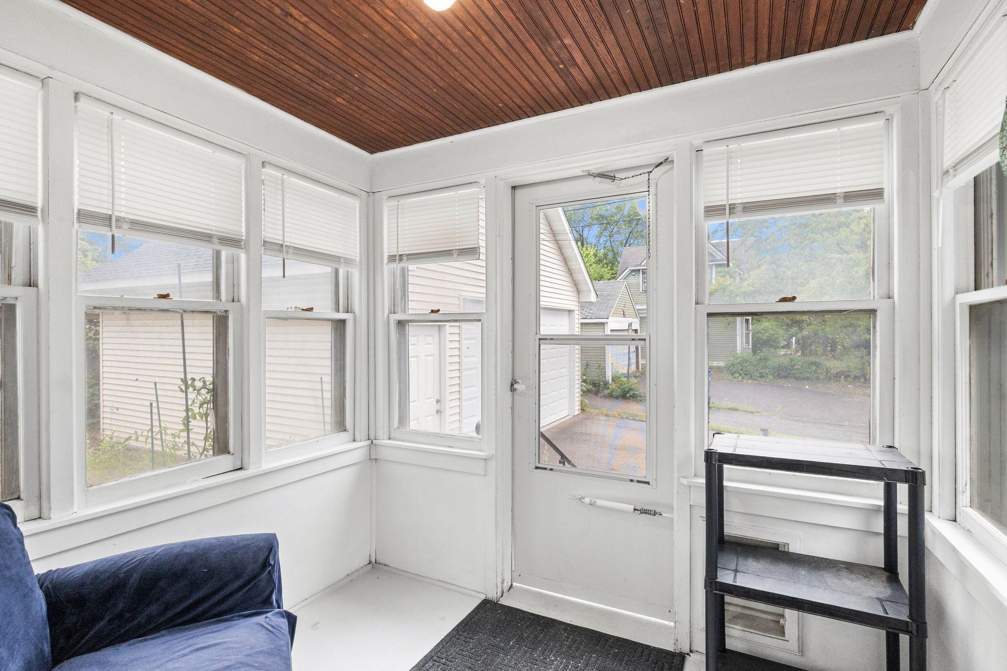 View of Residential Income at 1075 Burr Street, Saint Paul MN 55130, Saint Paul (25 of 34) - Mike Wilen | Minnesota Team Real Estate