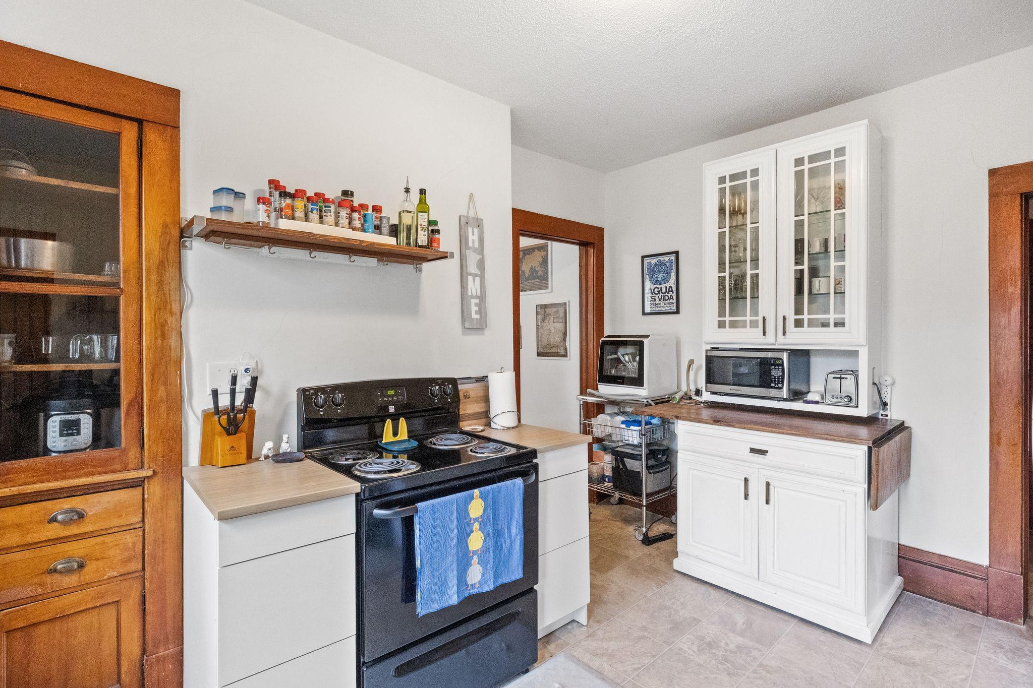View of Residential Income at 1075 Burr Street, Saint Paul MN 55130, Saint Paul (14 of 34) - Mike Wilen | Minnesota Team Real Estate
