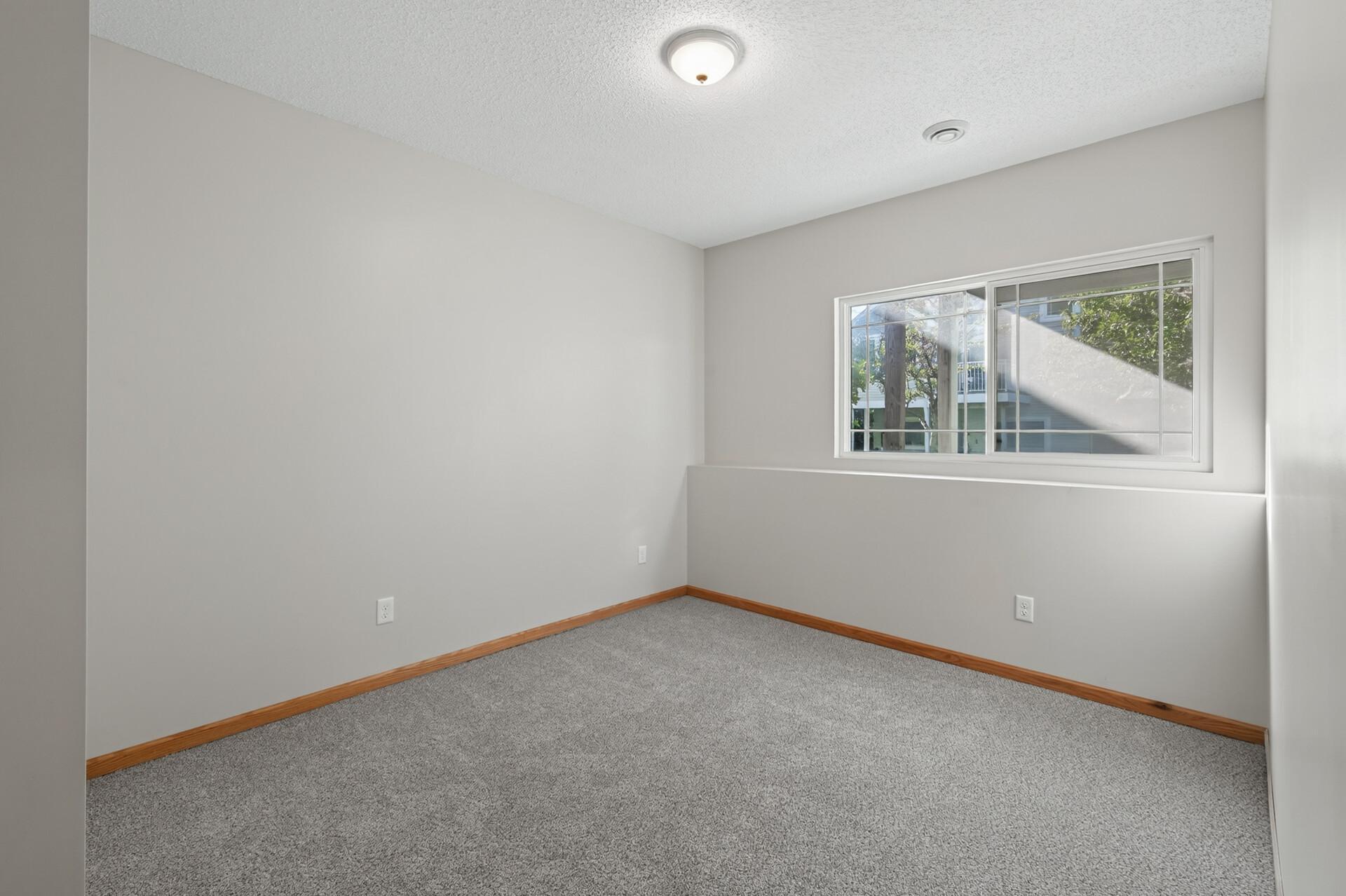View of Residential at 594 Sutherland Drive, Woodbury MN 55129, Woodbury (23 of 29) - Mike Wilen | Minnesota Team Real Estate