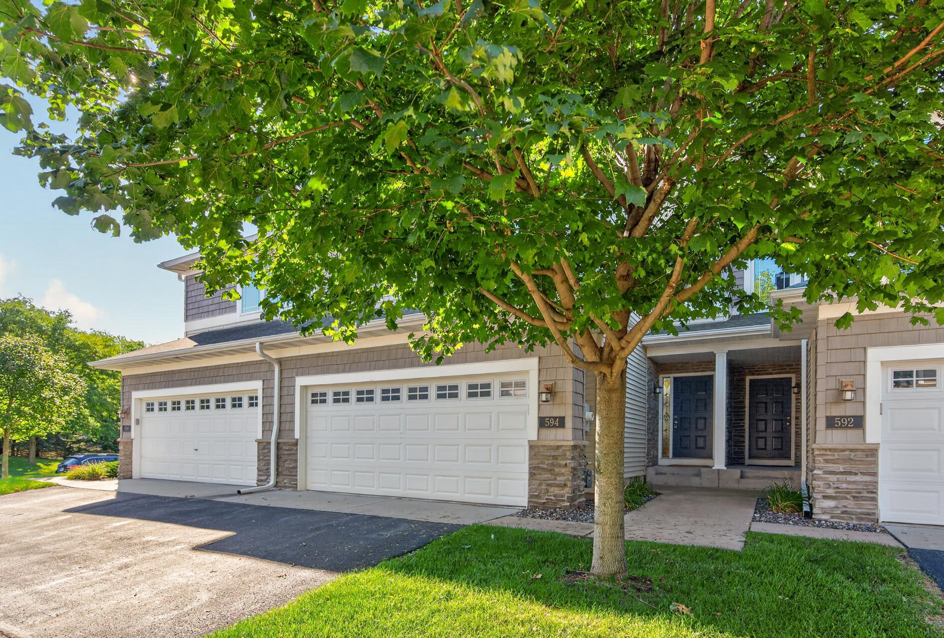 View of Residential at 594 Sutherland Drive, Woodbury MN 55129, Woodbury (4 of 29) - Mike Wilen | Minnesota Team Real Estate