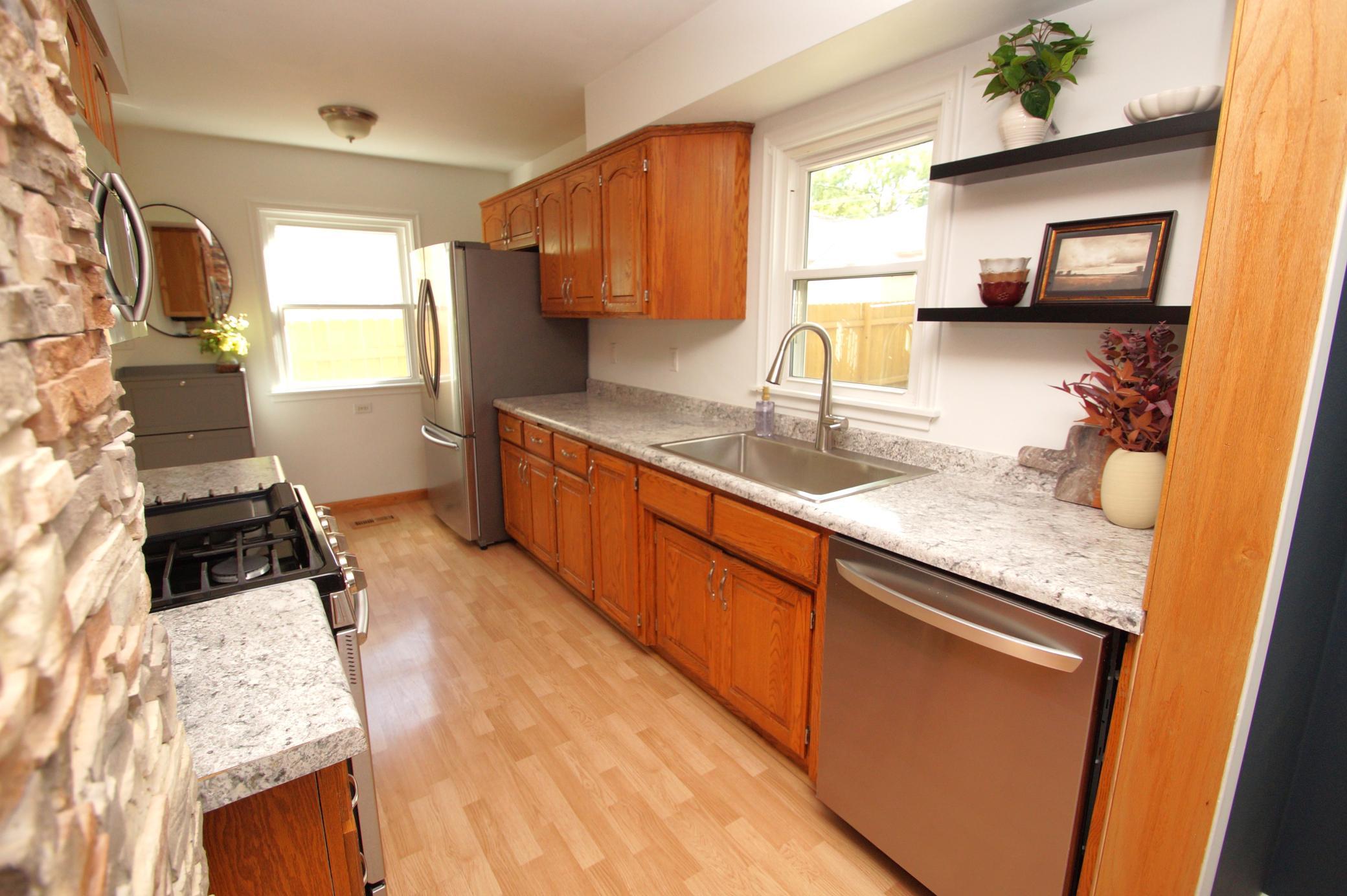 View of Residential at 1101 Dale Street, Saint Paul MN 55117, Saint Paul (13 of 39) - Mike Wilen | Minnesota Team Real Estate