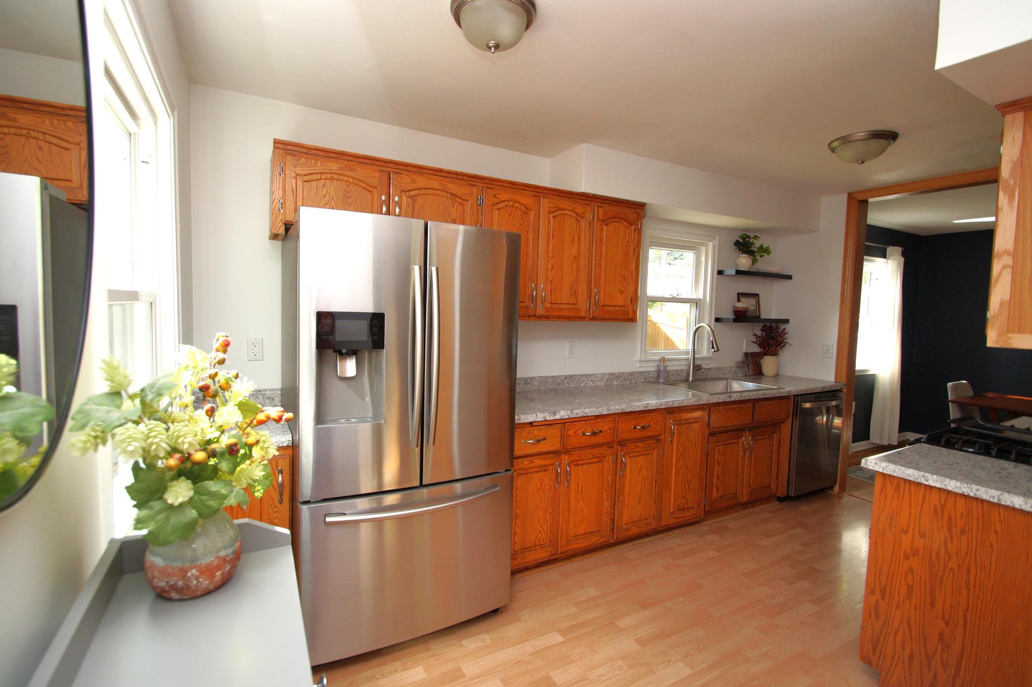 View of Residential at 1101 Dale Street, Saint Paul MN 55117, Saint Paul (12 of 39) - Mike Wilen | Minnesota Team Real Estate