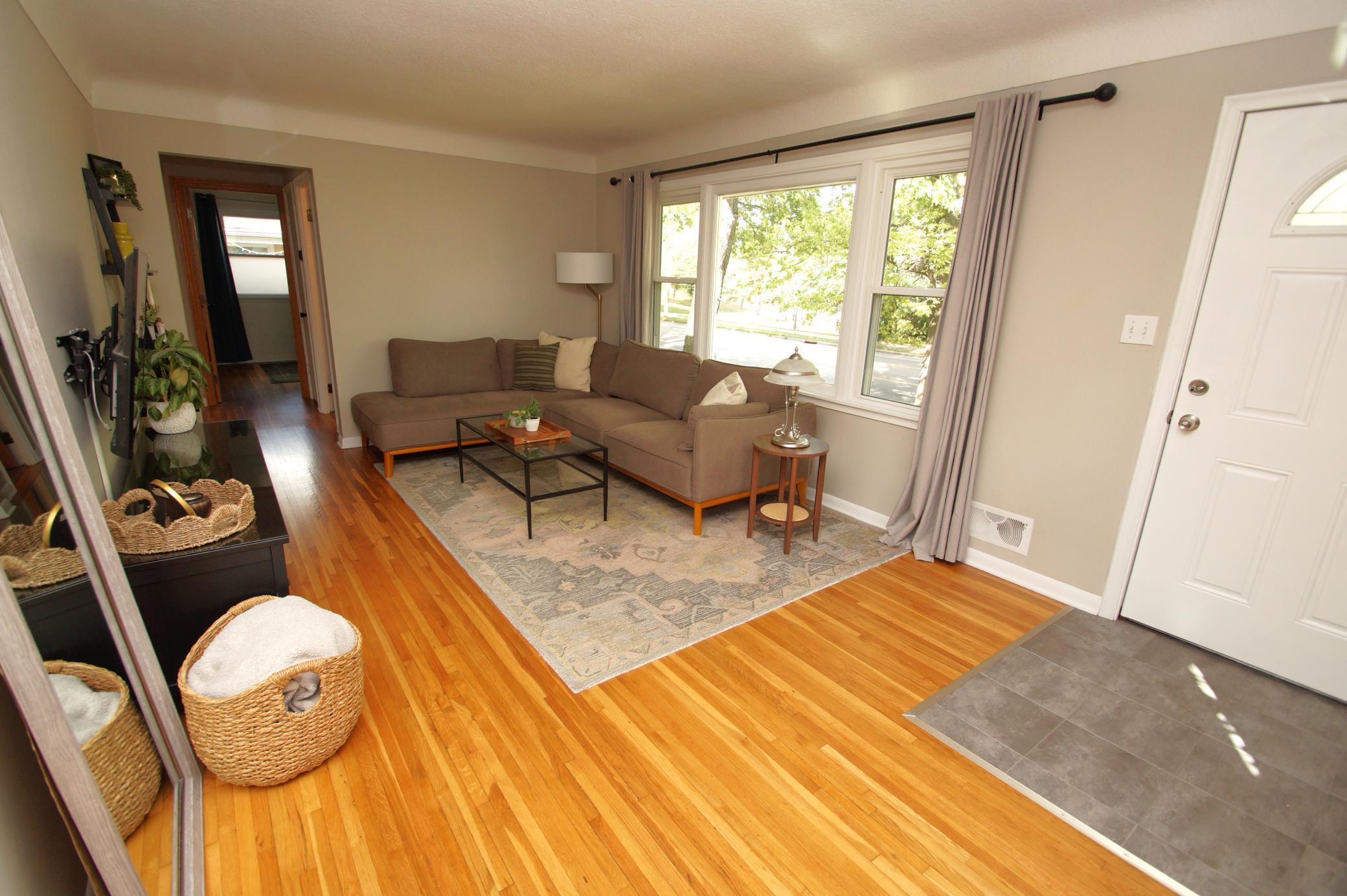 View of Residential at 1101 Dale Street, Saint Paul MN 55117, Saint Paul (19 of 39) - Mike Wilen | Minnesota Team Real Estate