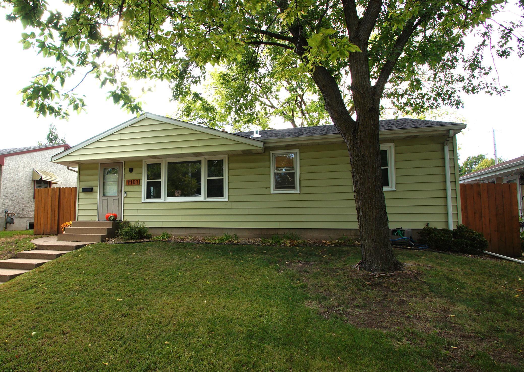 View of Residential at 1101 Dale Street, Saint Paul MN 55117, Saint Paul (2 of 39) - Mike Wilen | Minnesota Team Real Estate