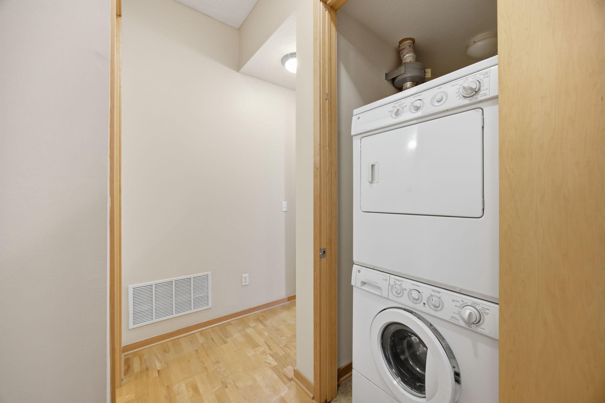 View of Residential at 3640 Wooddale Avenue #305, Saint Louis Park MN 55416, Saint Louis Park (18 of 22) - Mike Wilen | Minnesota Team Real Estate