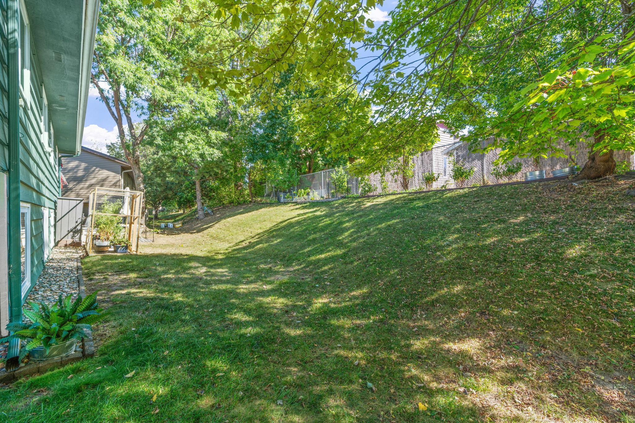 View of Residential at 4468 Cinnamon Ridge Trail, Eagan MN 55122, Eagan (25 of 30) - Mike Wilen | Minnesota Team Real Estate