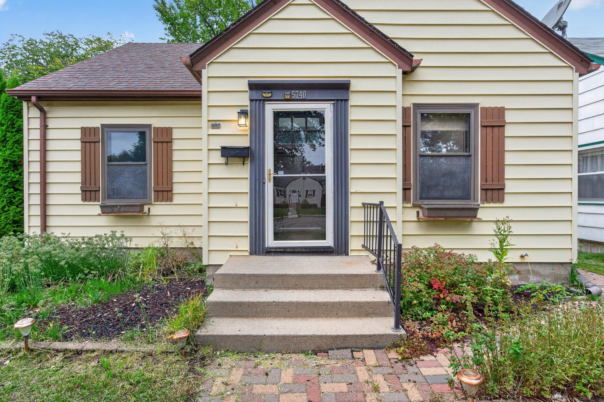 View of Residential at 5740 22nd Avenue, Minneapolis MN 55417, Minneapolis (4 of 44) - Mike Wilen | Minnesota Team Real Estate