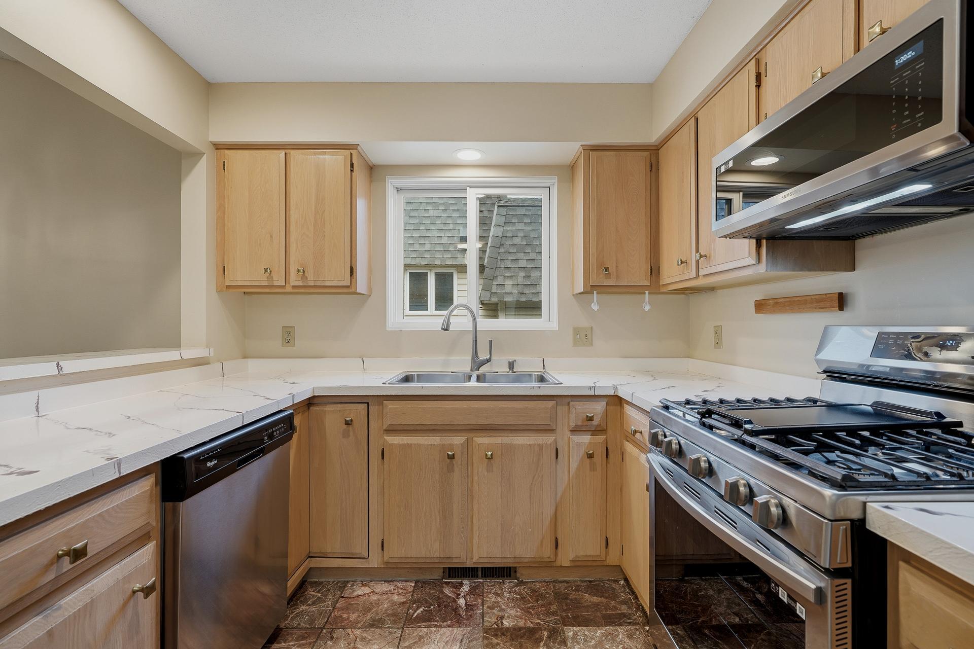 View of Residential at 5523 Auto Club Road, Bloomington MN 55437, Bloomington (11 of 34) - Mike Wilen | Minnesota Team Real Estate