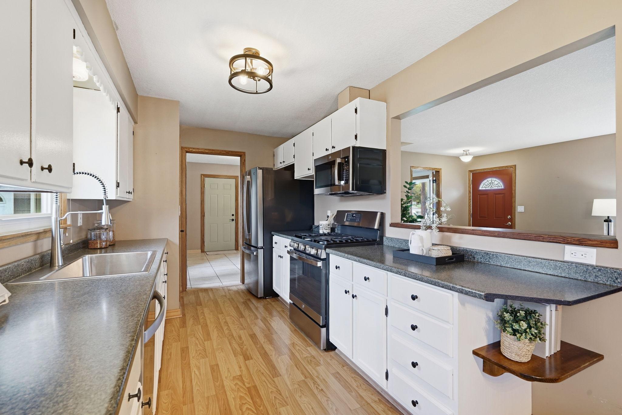 View of Residential at 8413 Meadow Lake Road, New Hope MN 55428, New Hope (12 of 45) - Mike Wilen | Minnesota Team Real Estate