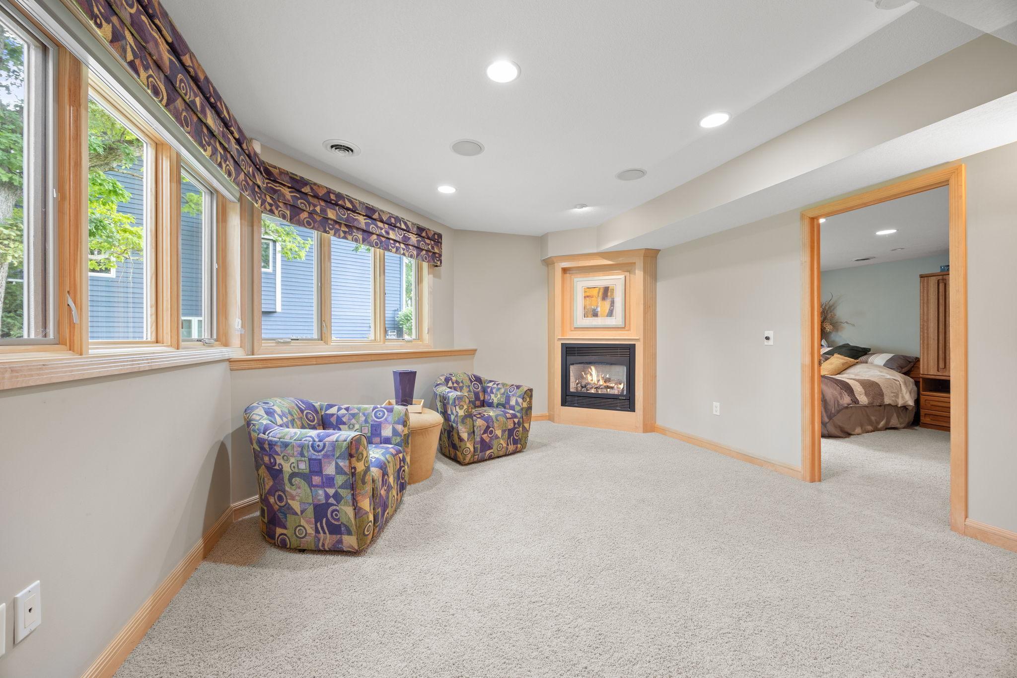 View of Residential at 2021 Royale Drive, Eagan MN 55122, Eagan (32 of 40) - Mike Wilen | Minnesota Team Real Estate