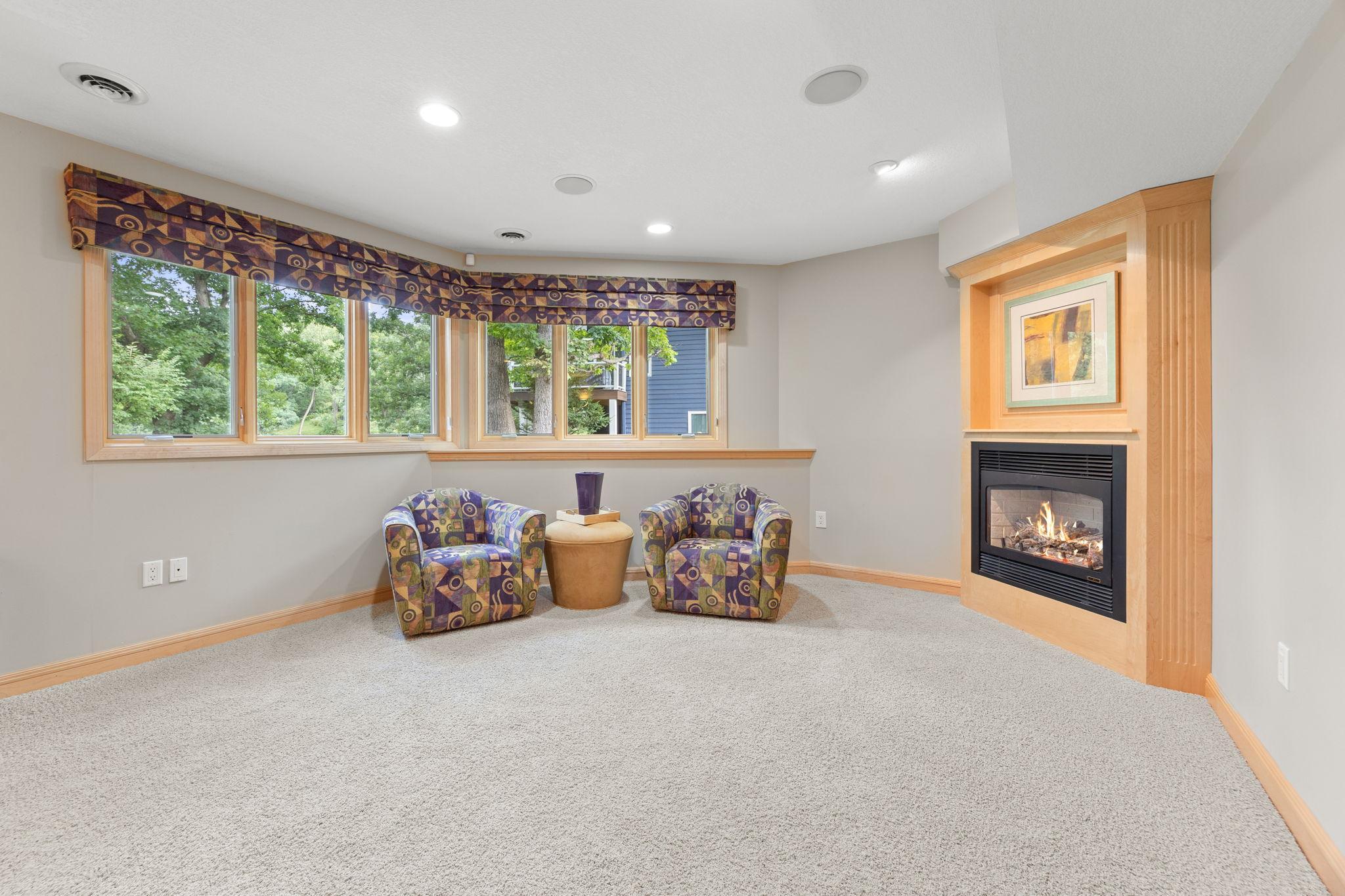 View of Residential at 2021 Royale Drive, Eagan MN 55122, Eagan (31 of 40) - Mike Wilen | Minnesota Team Real Estate