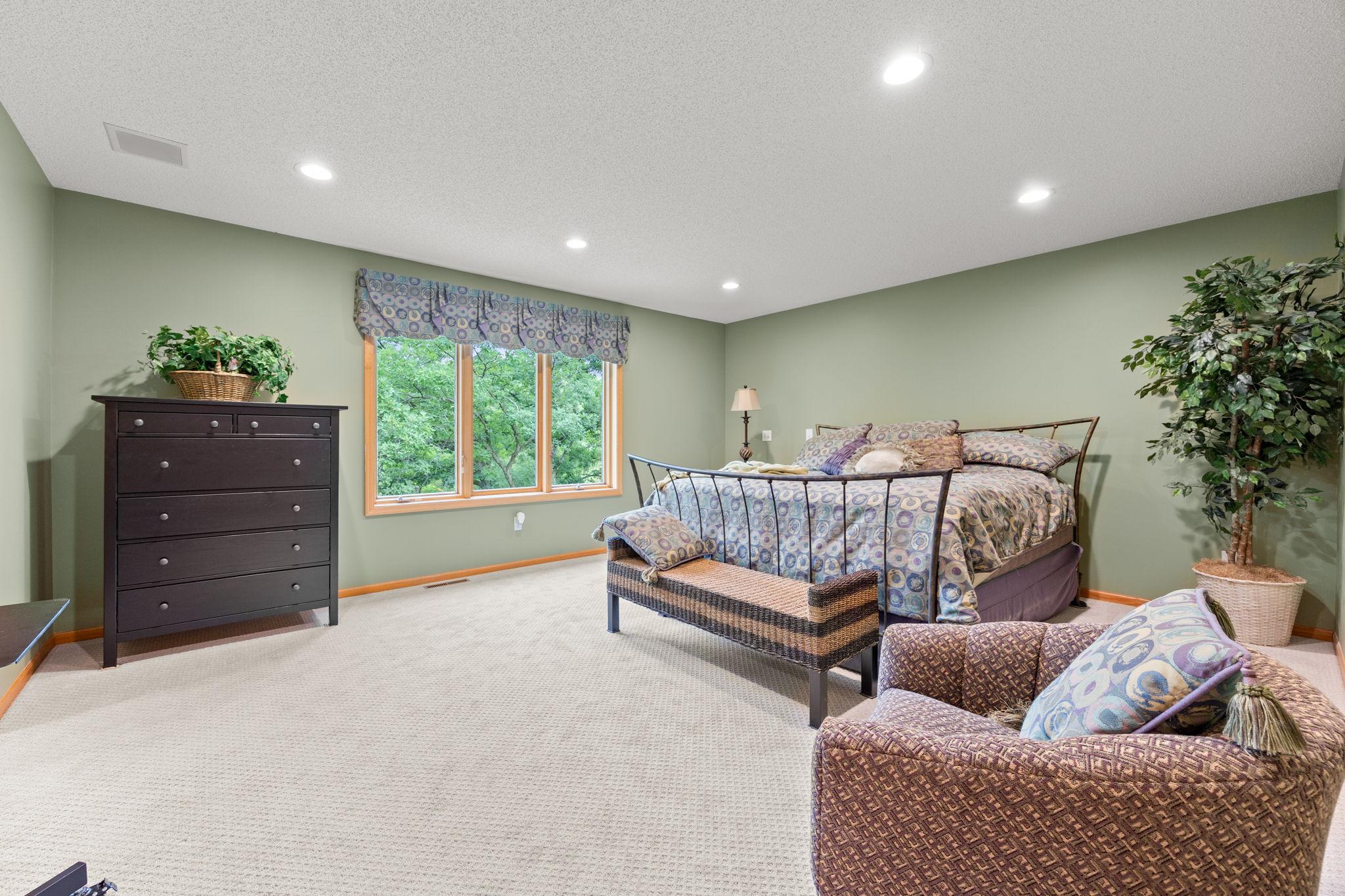 View of Residential at 2021 Royale Drive, Eagan MN 55122, Eagan (22 of 40) - Mike Wilen | Minnesota Team Real Estate