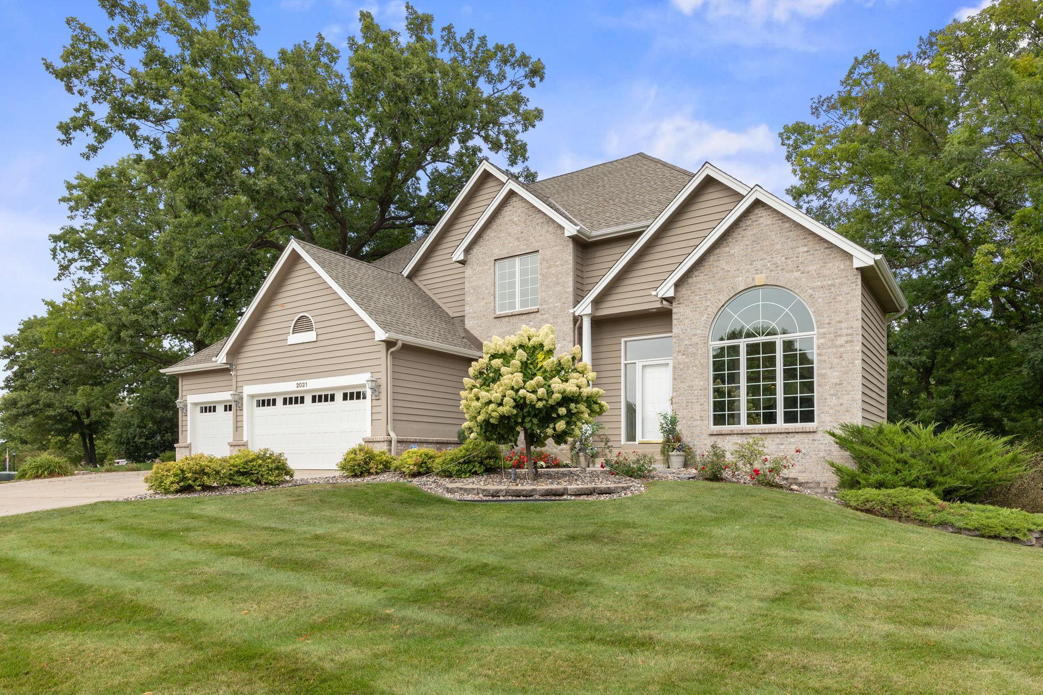 View of Residential at 2021 Royale Drive, Eagan MN 55122, Eagan (2 of 40) - Mike Wilen | Minnesota Team Real Estate