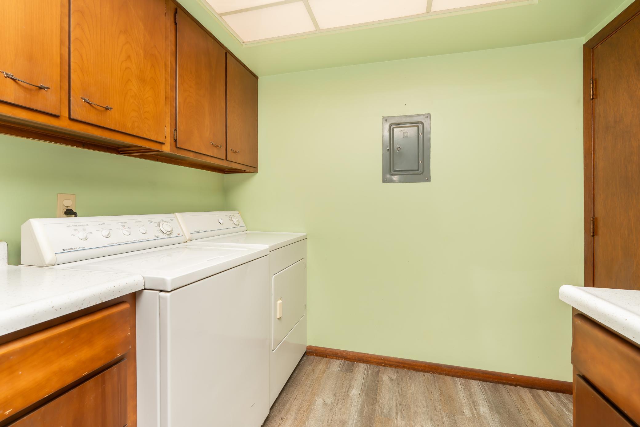 View of Residential Income at 502 Vine Avenue, Montgomery MN 56069, Montgomery (10 of 45) - Mike Wilen | Minnesota Team Real Estate