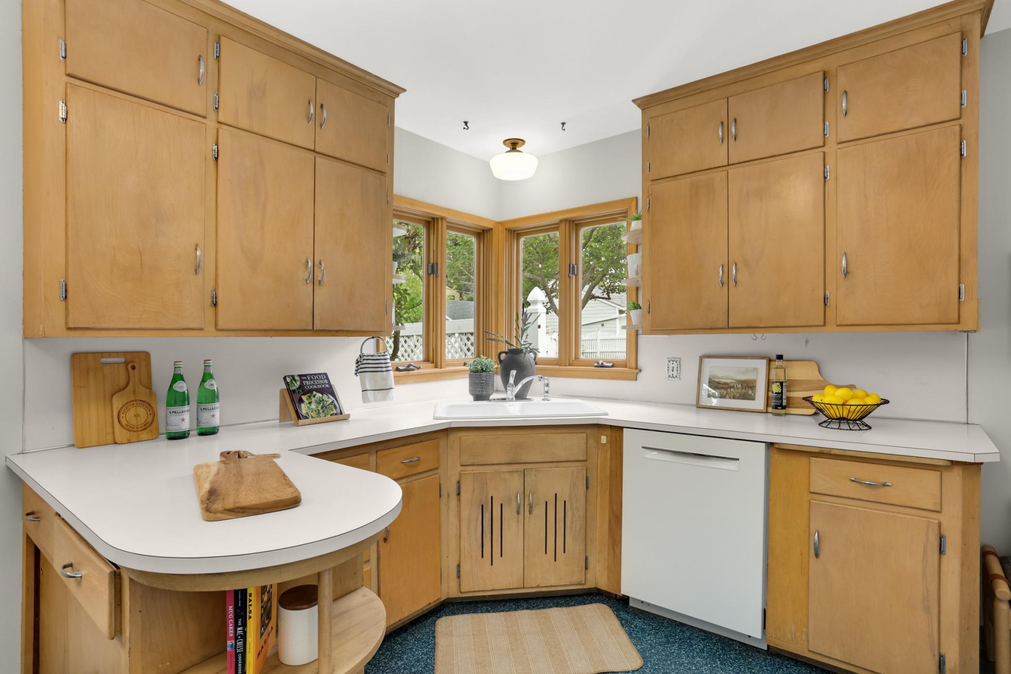 View of Residential at 1859 Saunders Avenue, Saint Paul MN 55116, Saint Paul (9 of 24) - Mike Wilen | Minnesota Team Real Estate