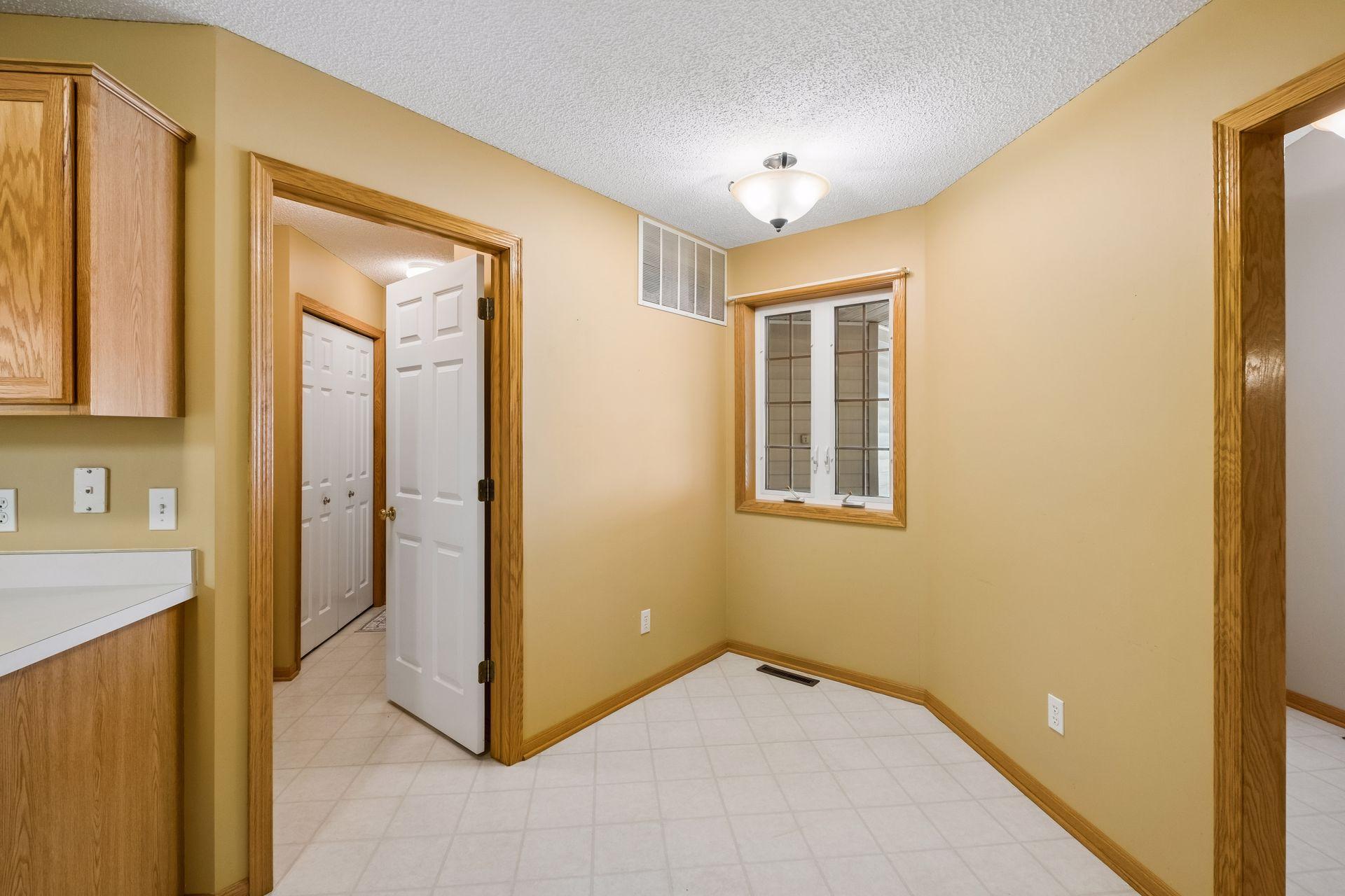 View of Residential at 7929 Barrymore Lane, Woodbury MN 55125, Woodbury (12 of 37) - Mike Wilen | Minnesota Team Real Estate