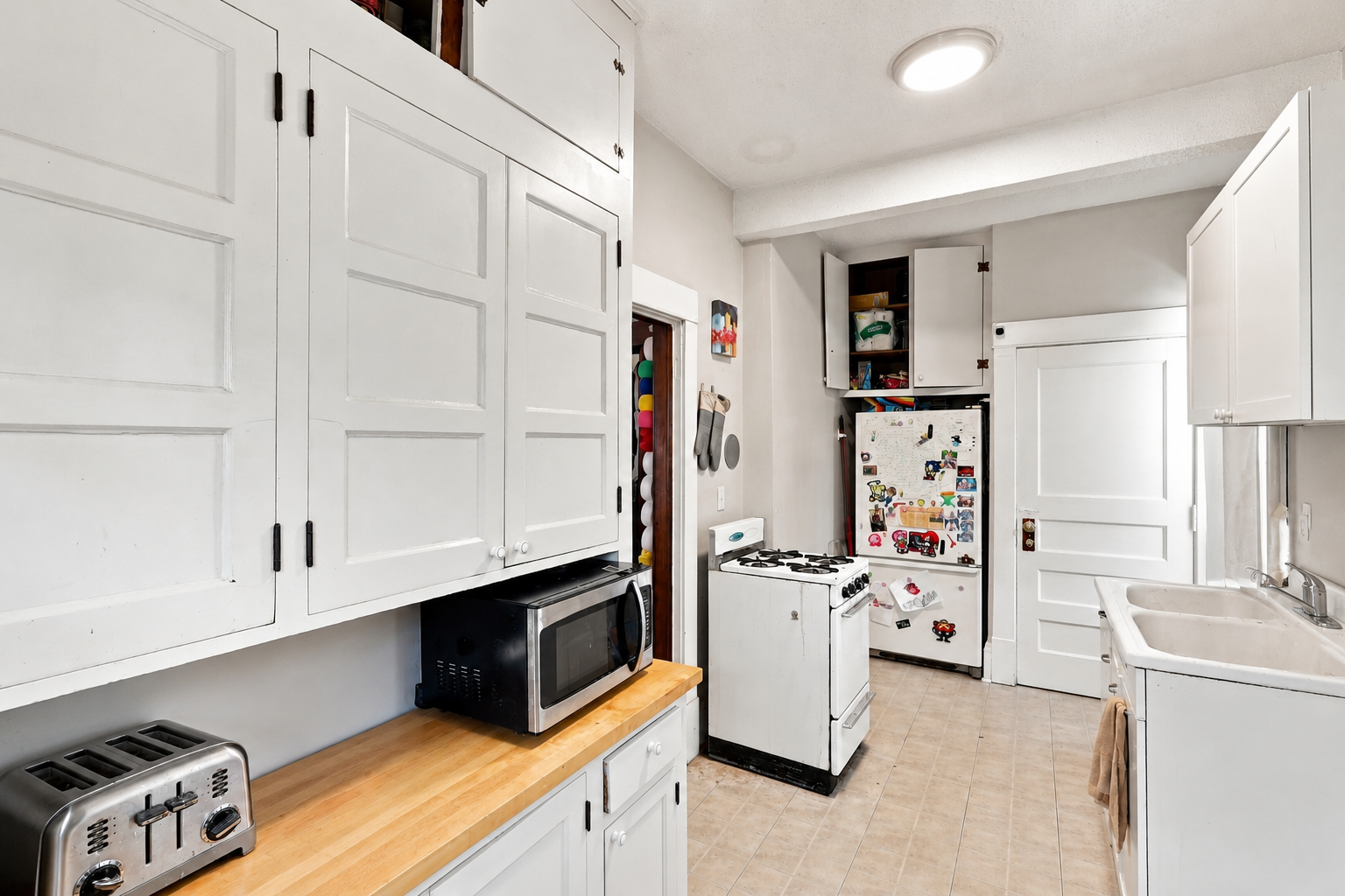 View of Residential Income at 2800 Cedar Avenue, Minneapolis MN 55407, Minneapolis (13 of 37) - Mike Wilen | Minnesota Team Real Estate