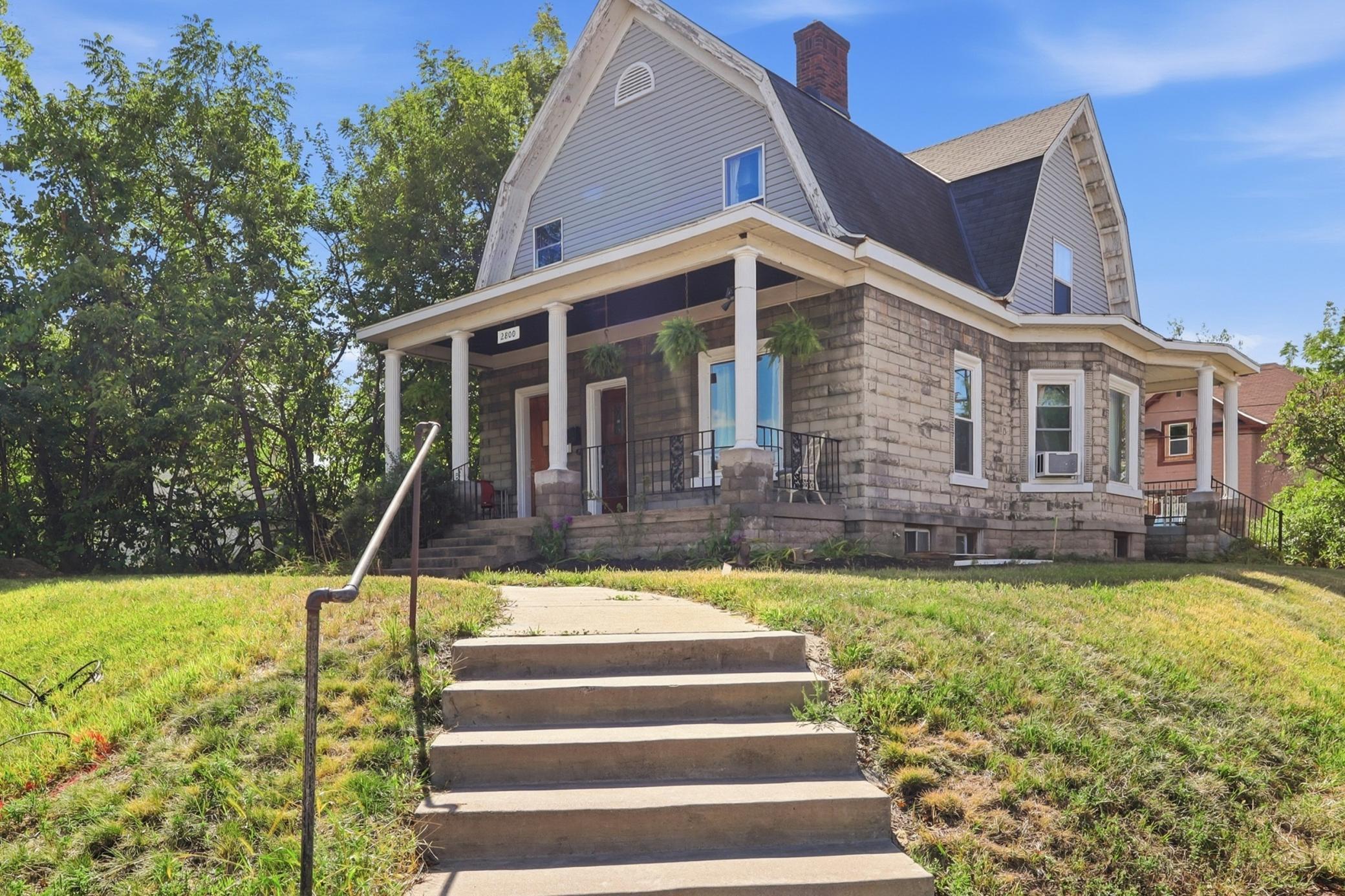 View of Residential Income at 2800 Cedar Avenue, Minneapolis MN 55407, Minneapolis (4 of 37) - Mike Wilen | Minnesota Team Real Estate