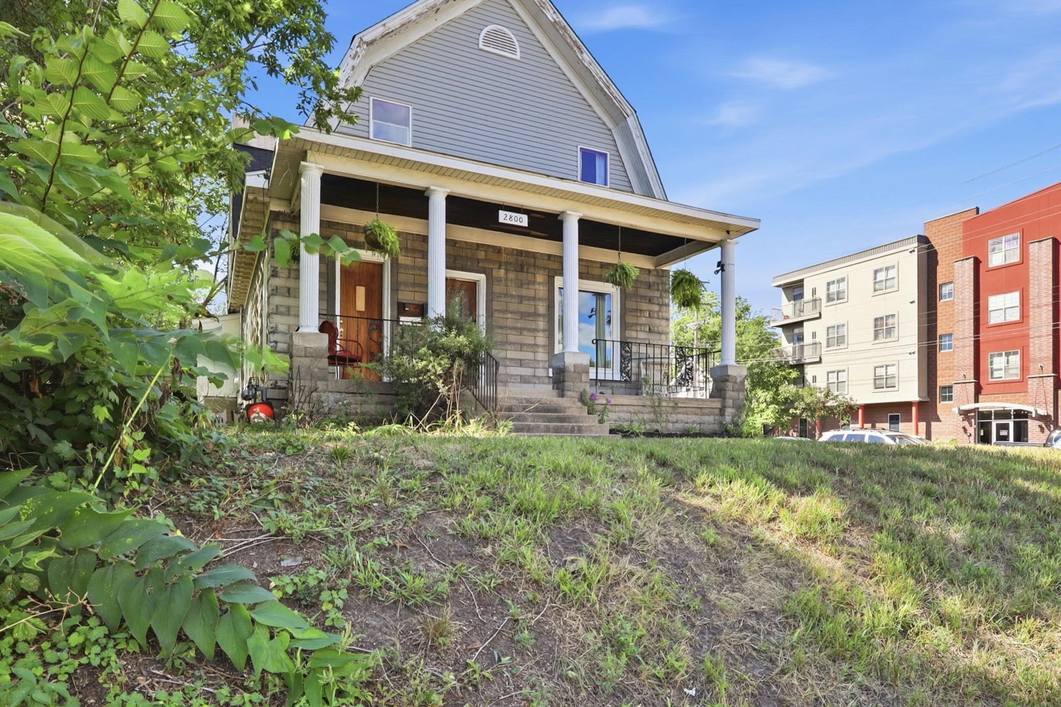 View of Residential Income at 2800 Cedar Avenue, Minneapolis MN 55407, Minneapolis (3 of 37) - Mike Wilen | Minnesota Team Real Estate