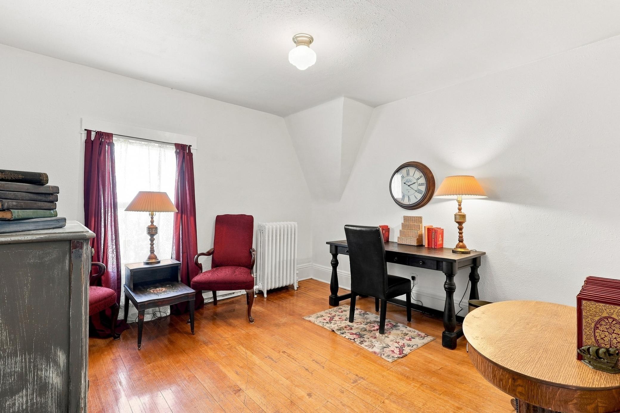 View of Residential Income at 2800 Cedar Avenue, Minneapolis MN 55407, Minneapolis (19 of 37) - Mike Wilen | Minnesota Team Real Estate