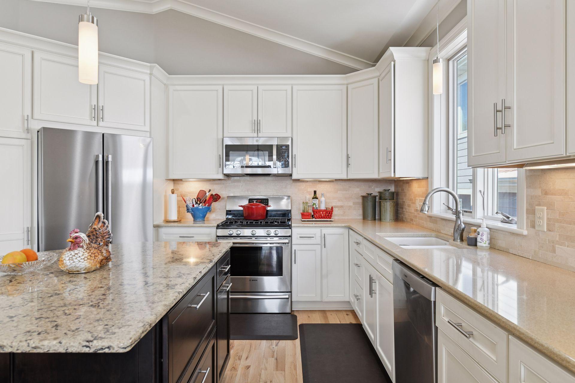 View of Residential at 17435 Sanctuary Drive, Minnetonka MN 55391, Minnetonka (16 of 49) - Mike Wilen | Minnesota Team Real Estate