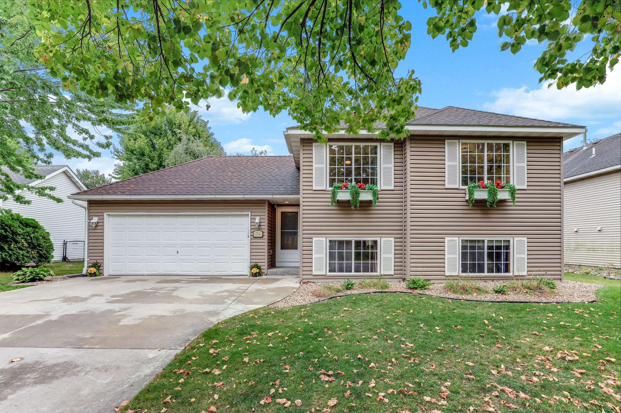 View of Single Family at 711 12th Street, Farmington - Mike Wilen | Minnesota Team Real Estate