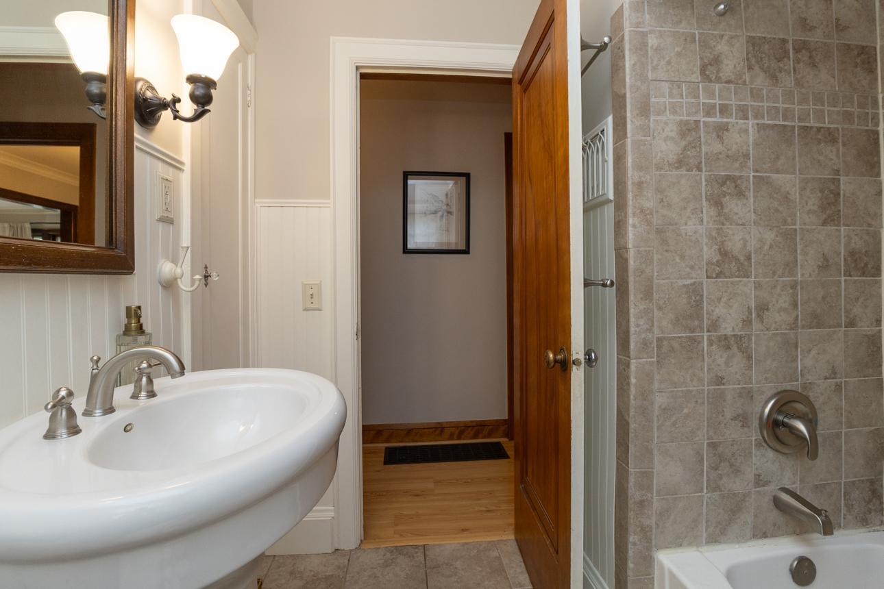 View of Residential at 1084 Bradley Street, Saint Paul MN 55130, Saint Paul (17 of 31) - Mike Wilen | Minnesota Team Real Estate