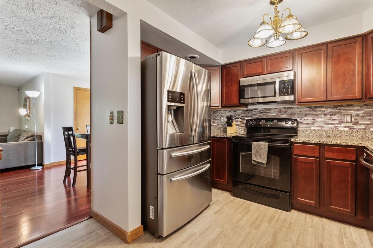 View of Residential at 315 17th Avenue, South Saint Paul MN 55075, South Saint Paul (7 of 27) - Mike Wilen | Minnesota Team Real Estate
