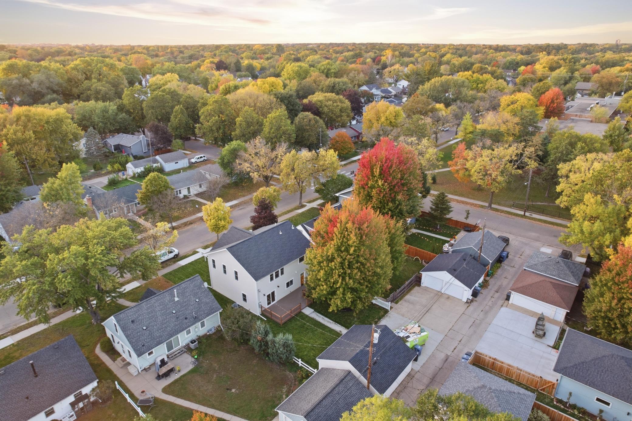 View of Residential at 5709 Sheridan Avenue, Minneapolis MN 55410, Minneapolis (43 of 57) - Mike Wilen | Minnesota Team Real Estate