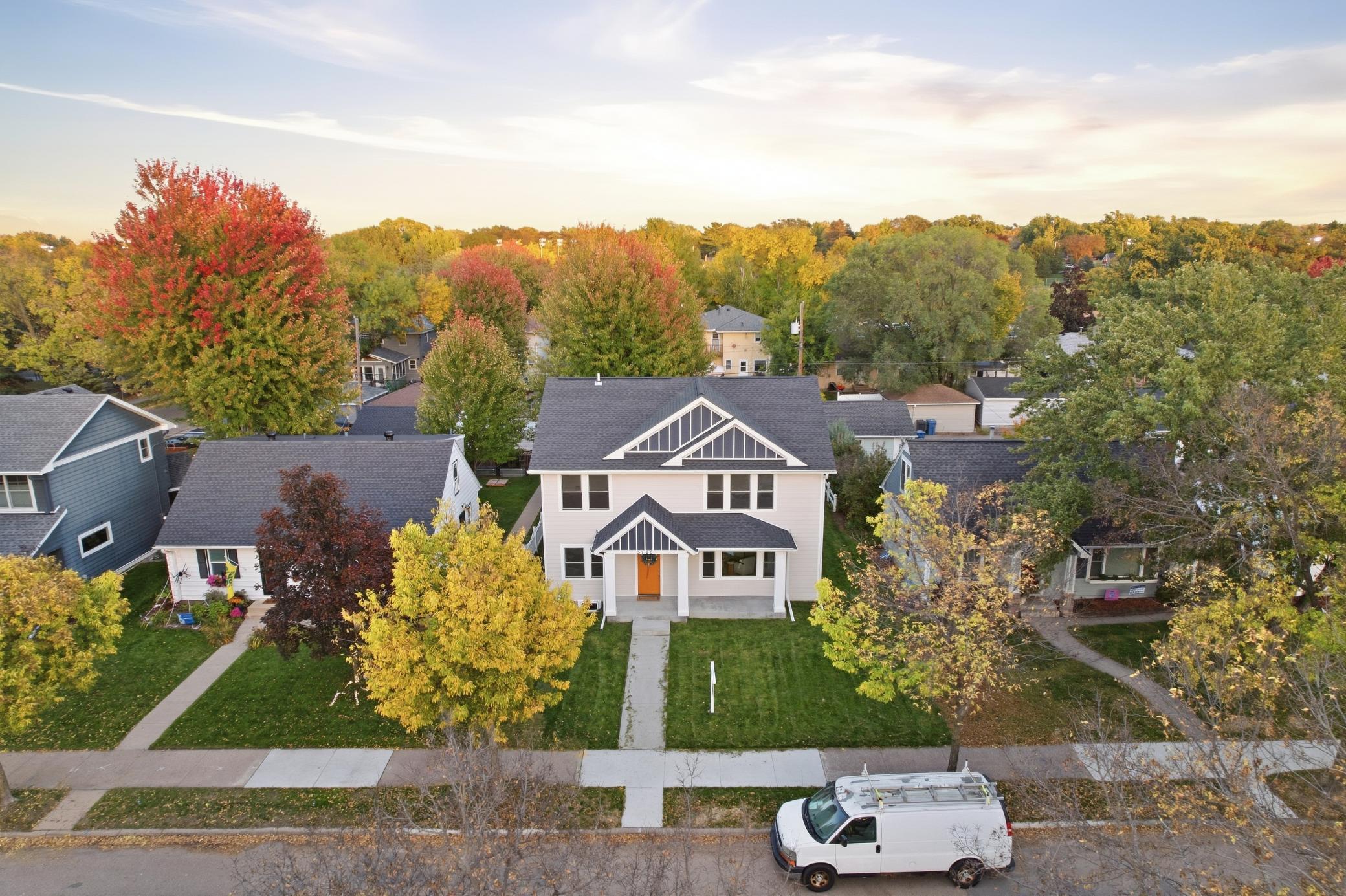 View of Residential at 5709 Sheridan Avenue, Minneapolis MN 55410, Minneapolis (48 of 57) - Mike Wilen | Minnesota Team Real Estate