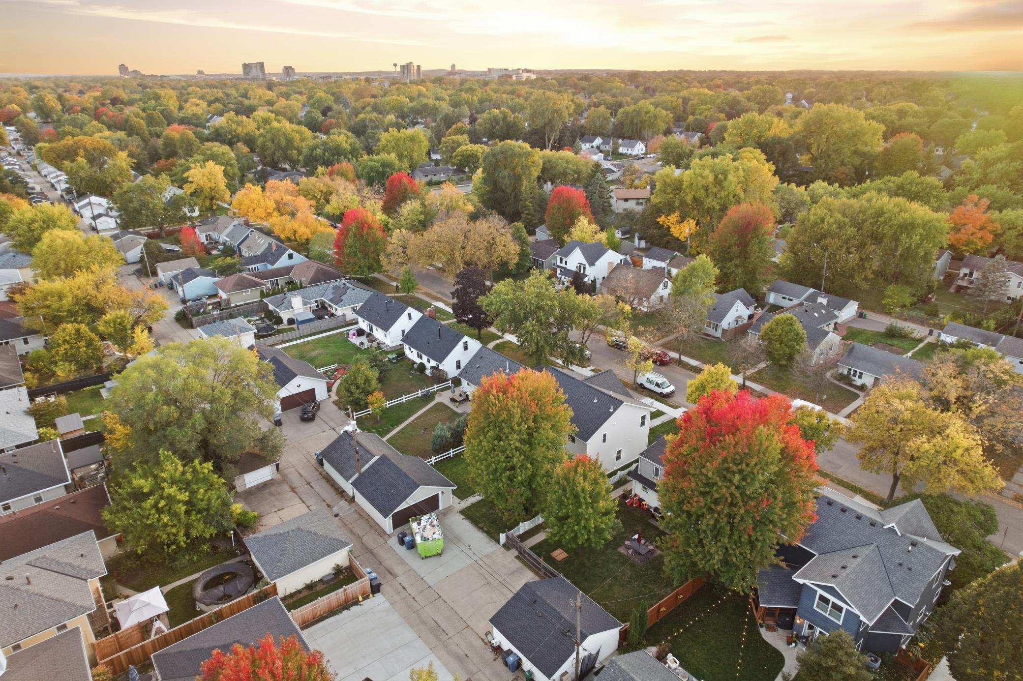 View of Residential at 5709 Sheridan Avenue, Minneapolis MN 55410, Minneapolis (49 of 57) - Mike Wilen | Minnesota Team Real Estate