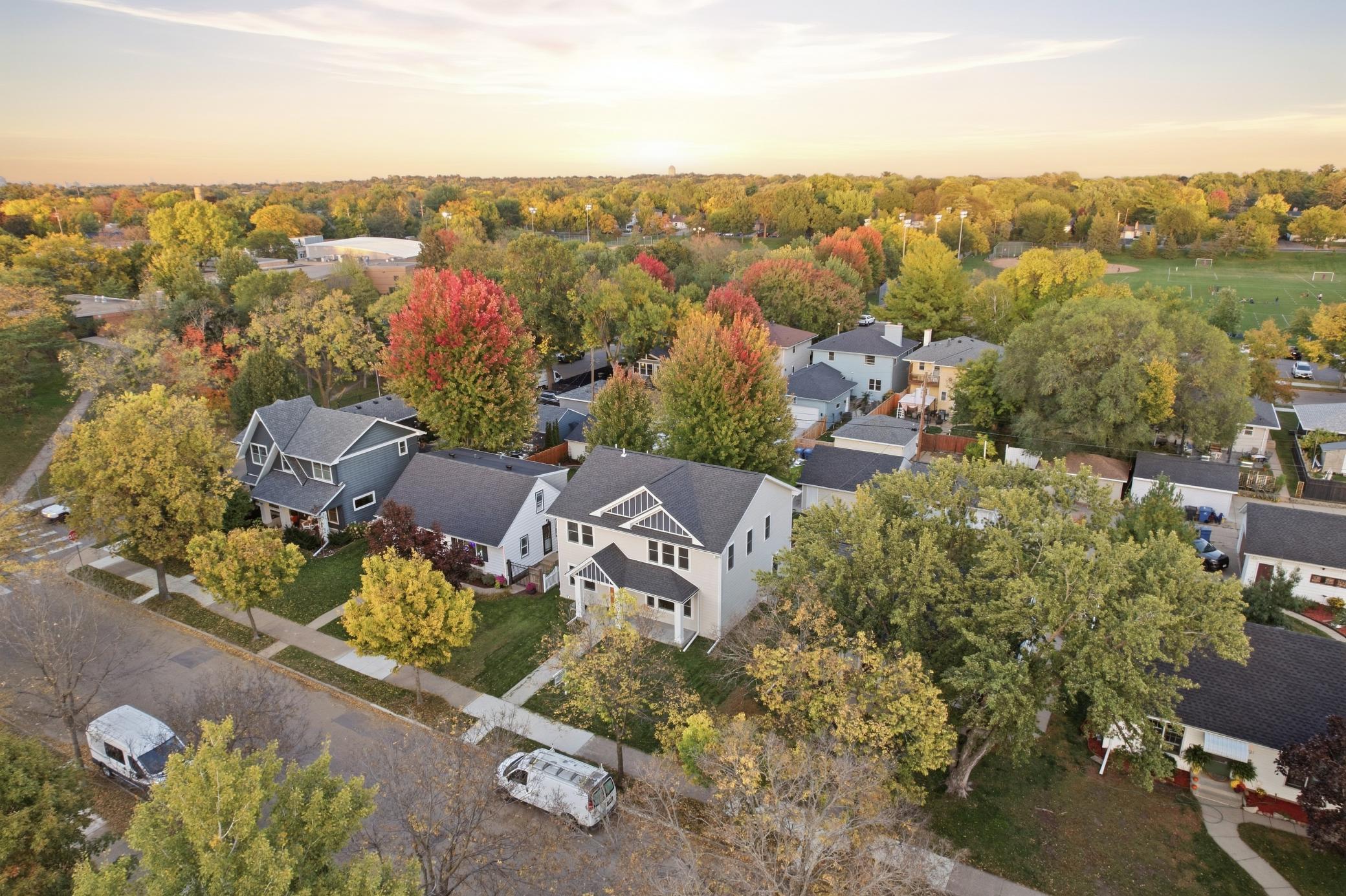 View of Residential at 5709 Sheridan Avenue, Minneapolis MN 55410, Minneapolis (51 of 57) - Mike Wilen | Minnesota Team Real Estate