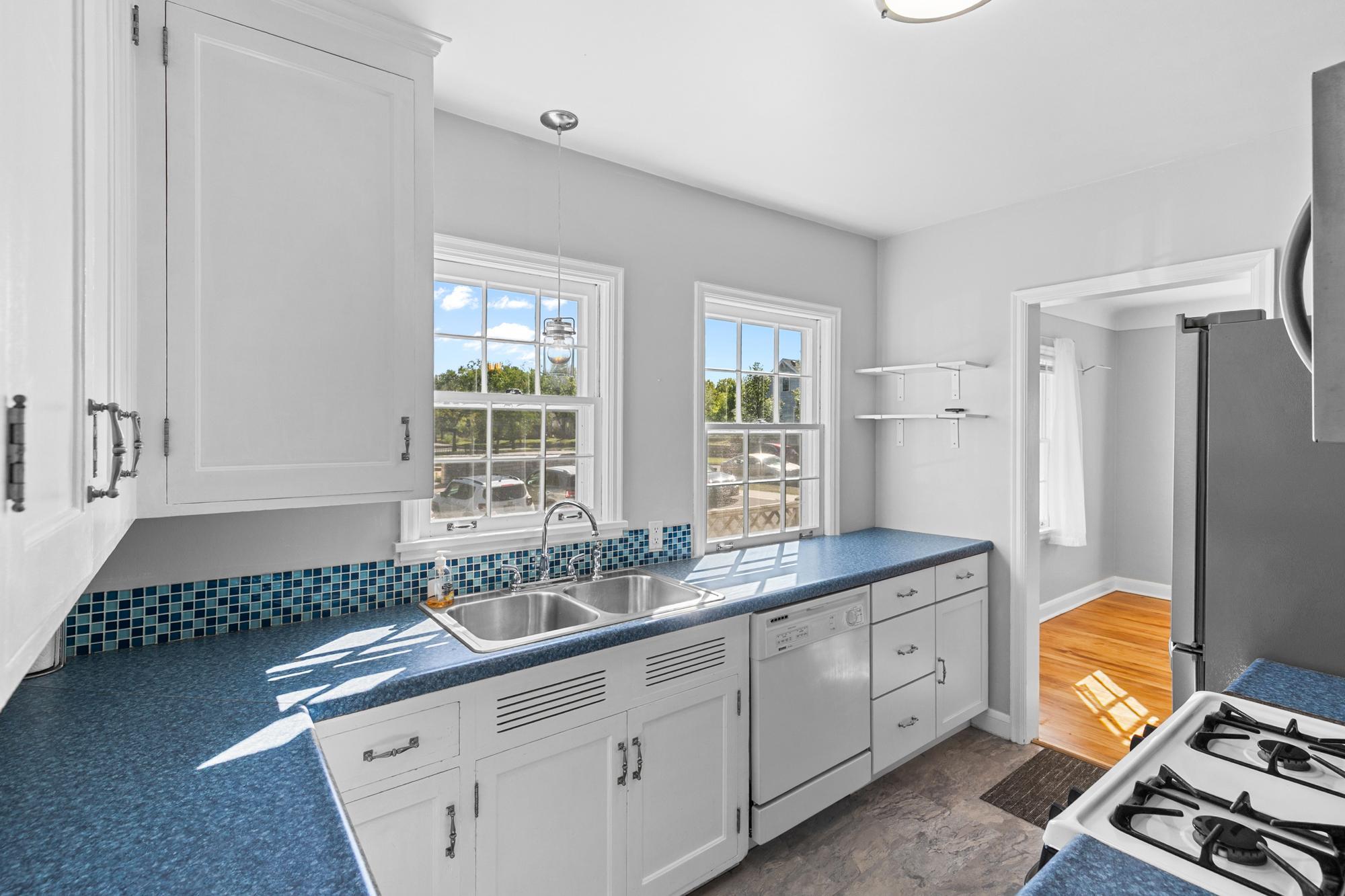 View of Residential at 1119 Van Buren Avenue, Saint Paul MN 55104, Saint Paul (7 of 32) - Mike Wilen | Minnesota Team Real Estate