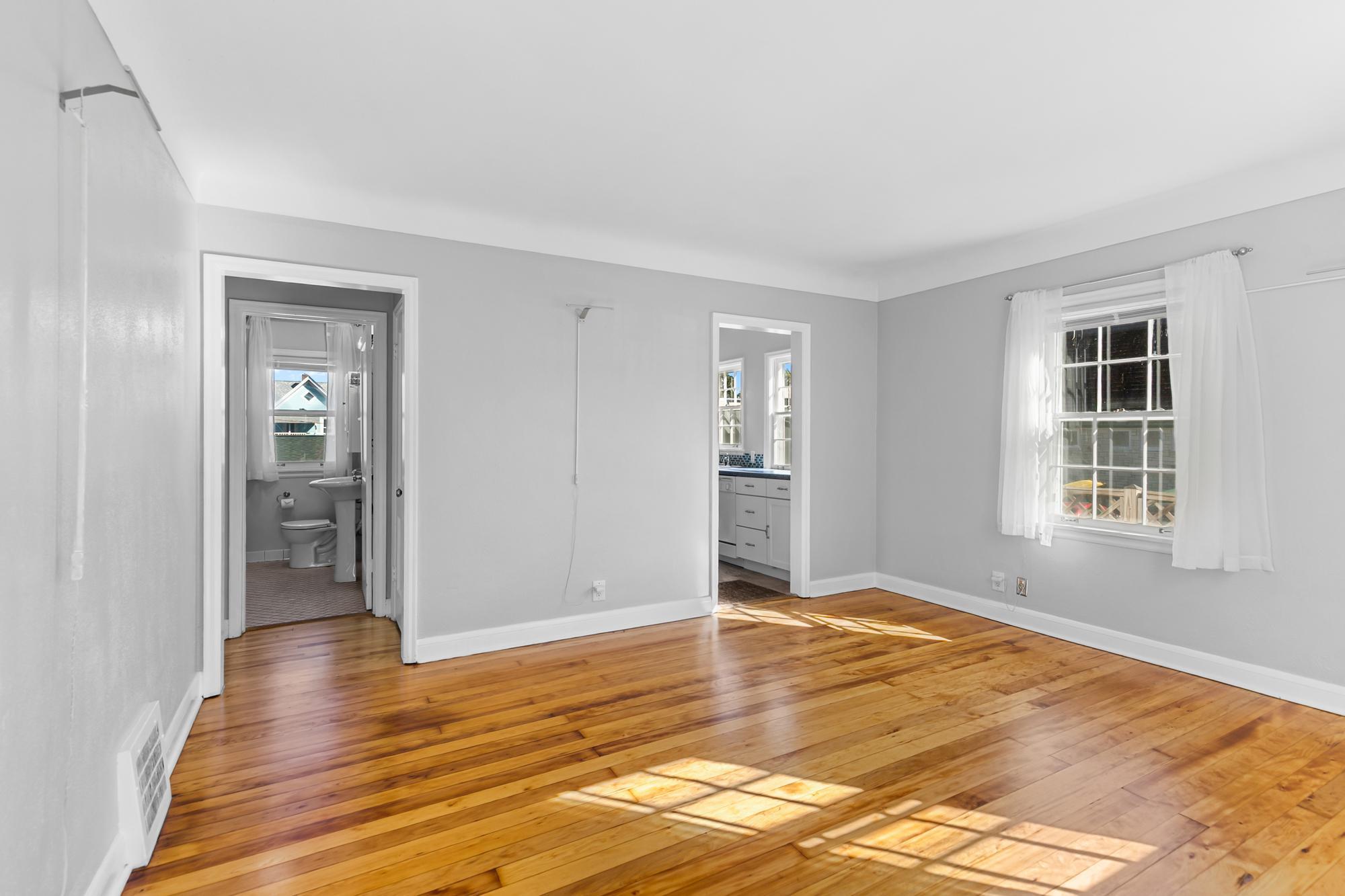 View of Residential at 1119 Van Buren Avenue, Saint Paul MN 55104, Saint Paul (2 of 32) - Mike Wilen | Minnesota Team Real Estate