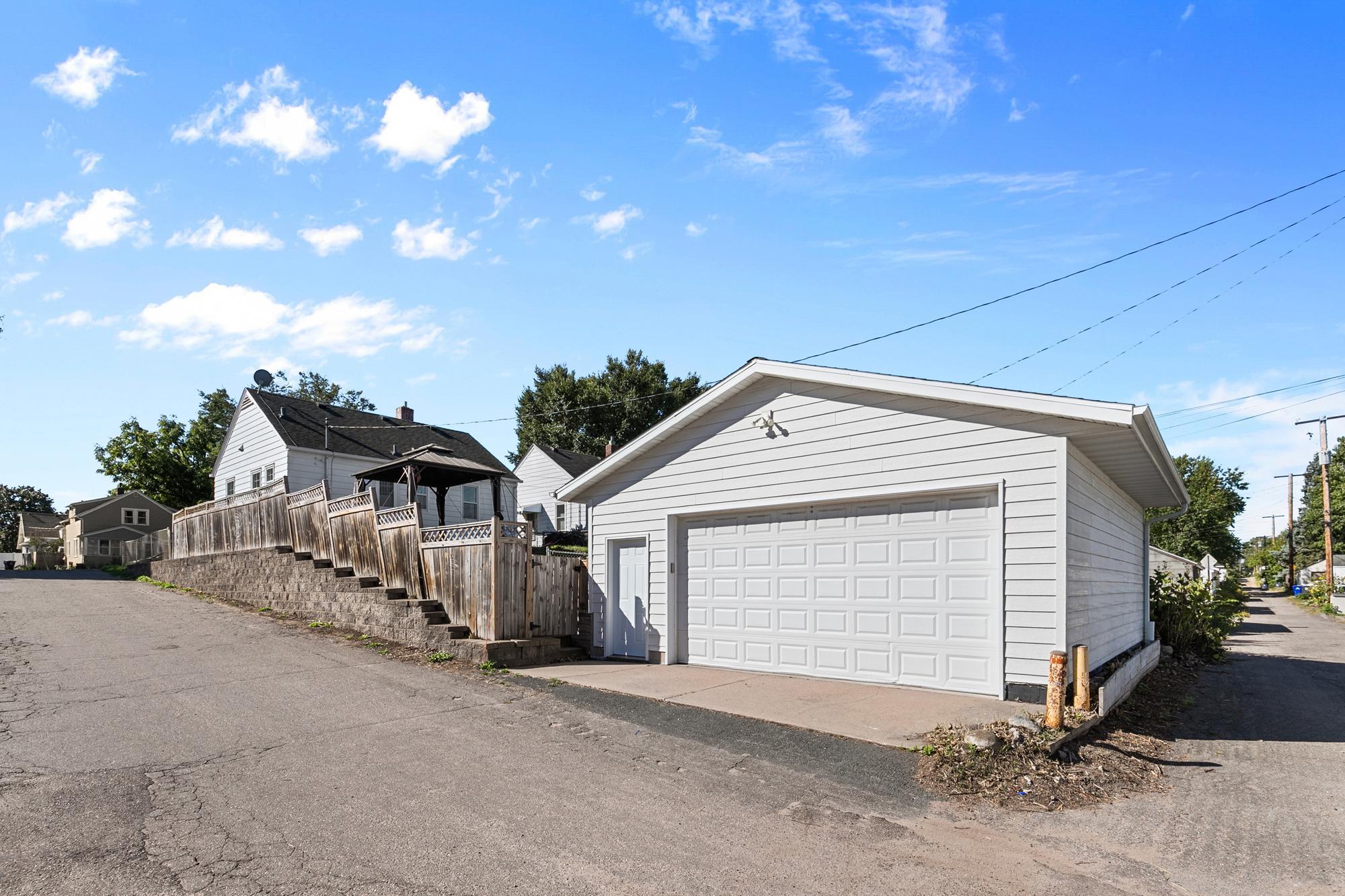 View of Residential at 1119 Van Buren Avenue, Saint Paul MN 55104, Saint Paul (27 of 32) - Mike Wilen | Minnesota Team Real Estate