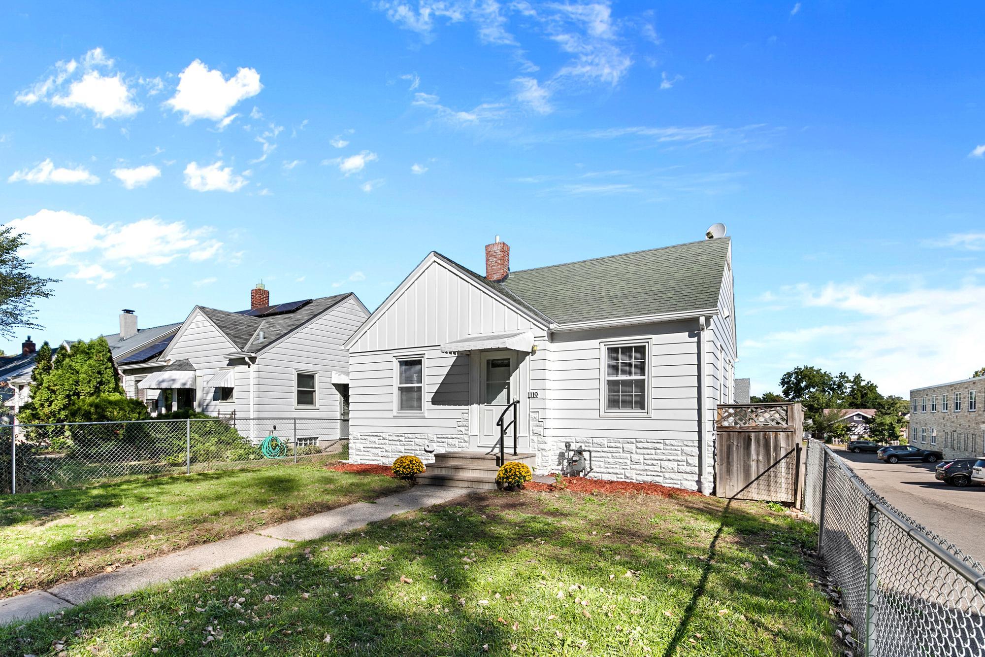 View of Single Family at 1119 Van Buren Avenue, Saint Paul - Mike Wilen | Minnesota Team Real Estate