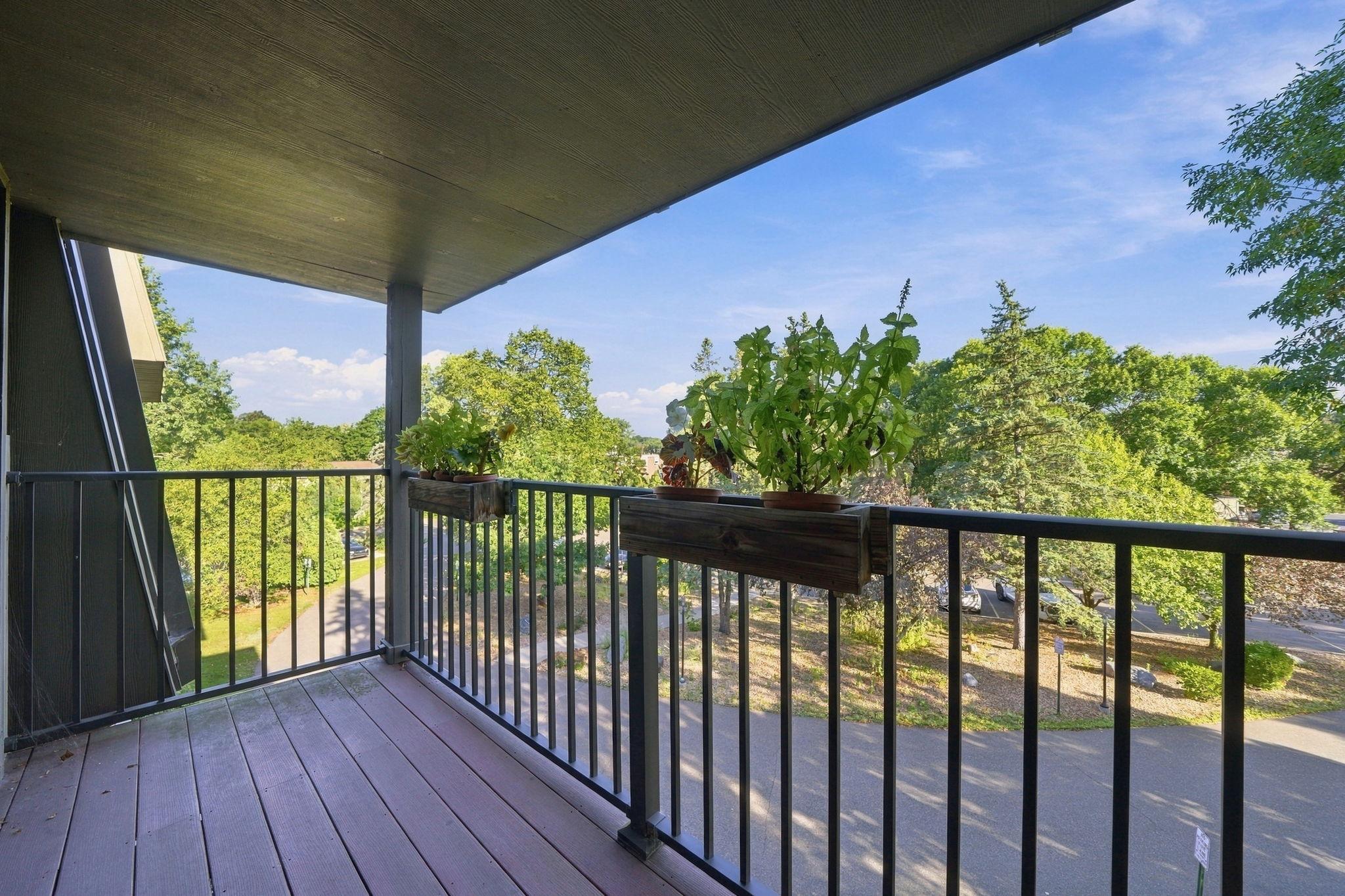 View of Residential at 2200 Nevada Avenue #312, Saint Louis Park MN 55426, Saint Louis Park (26 of 31) - Mike Wilen | Minnesota Team Real Estate